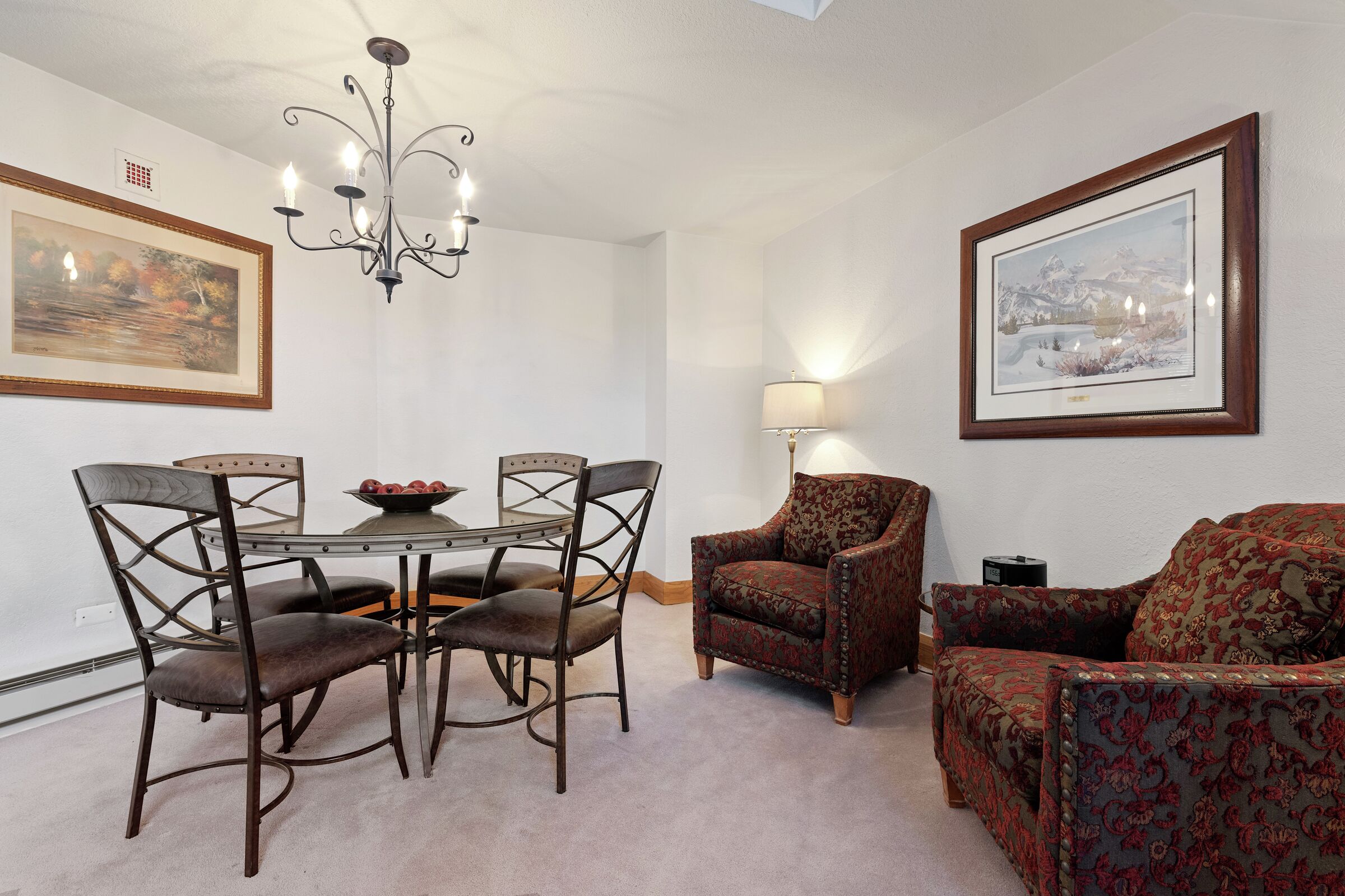 #L011 - Dining Room