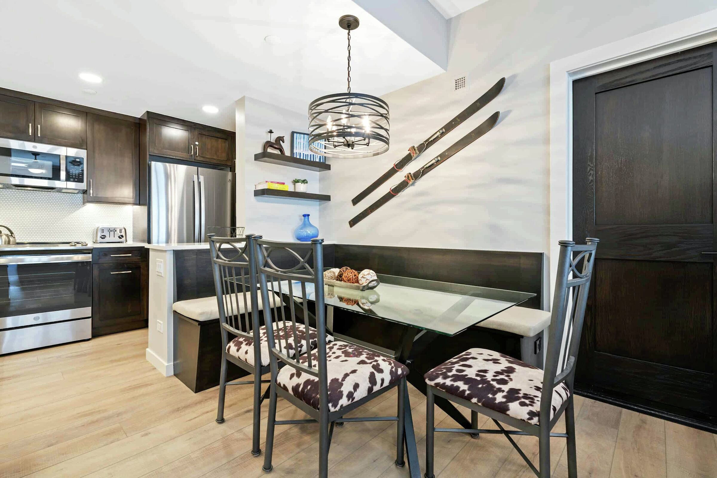 #A250 - Dining Room