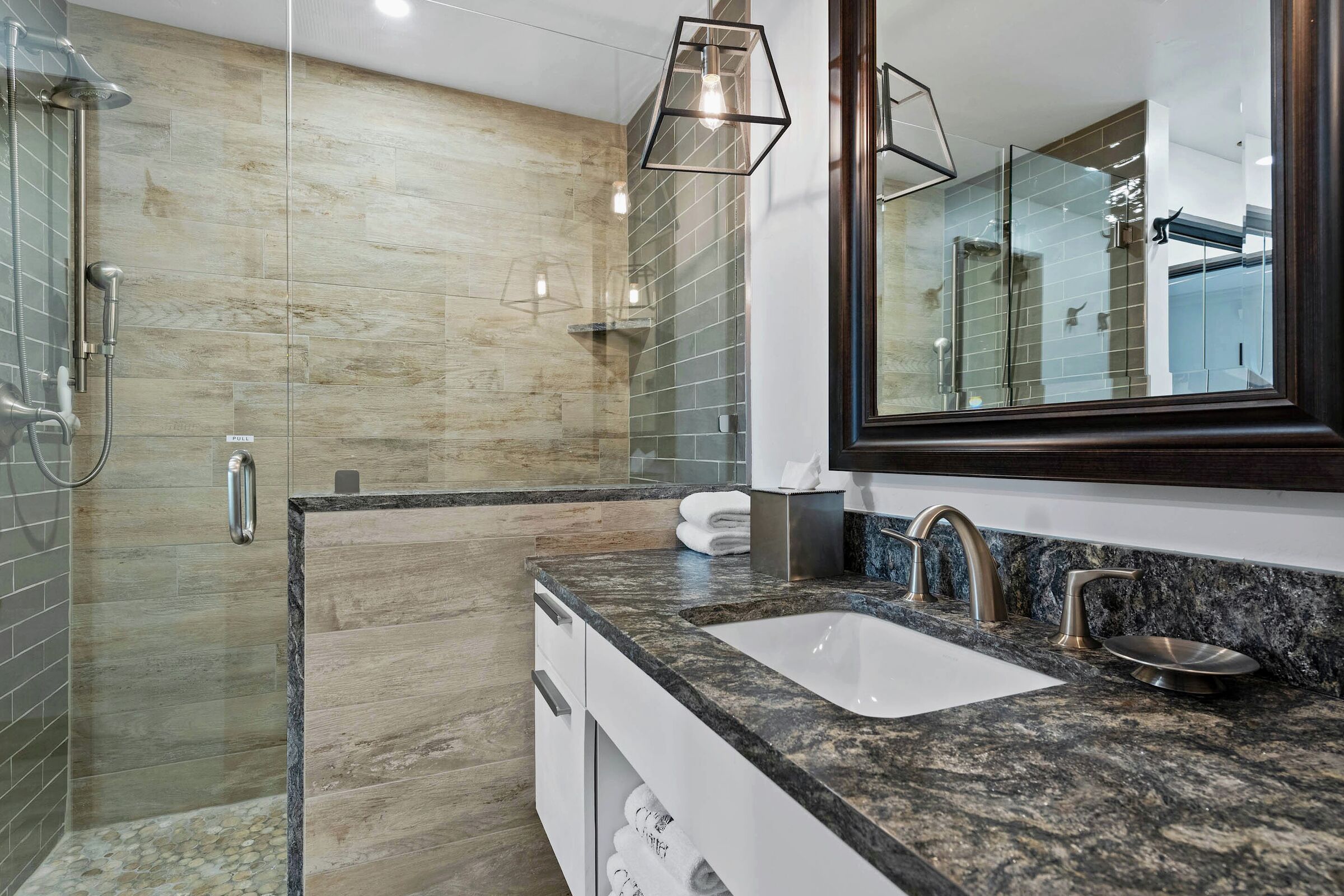 #B130 - Ensuite Bathroom