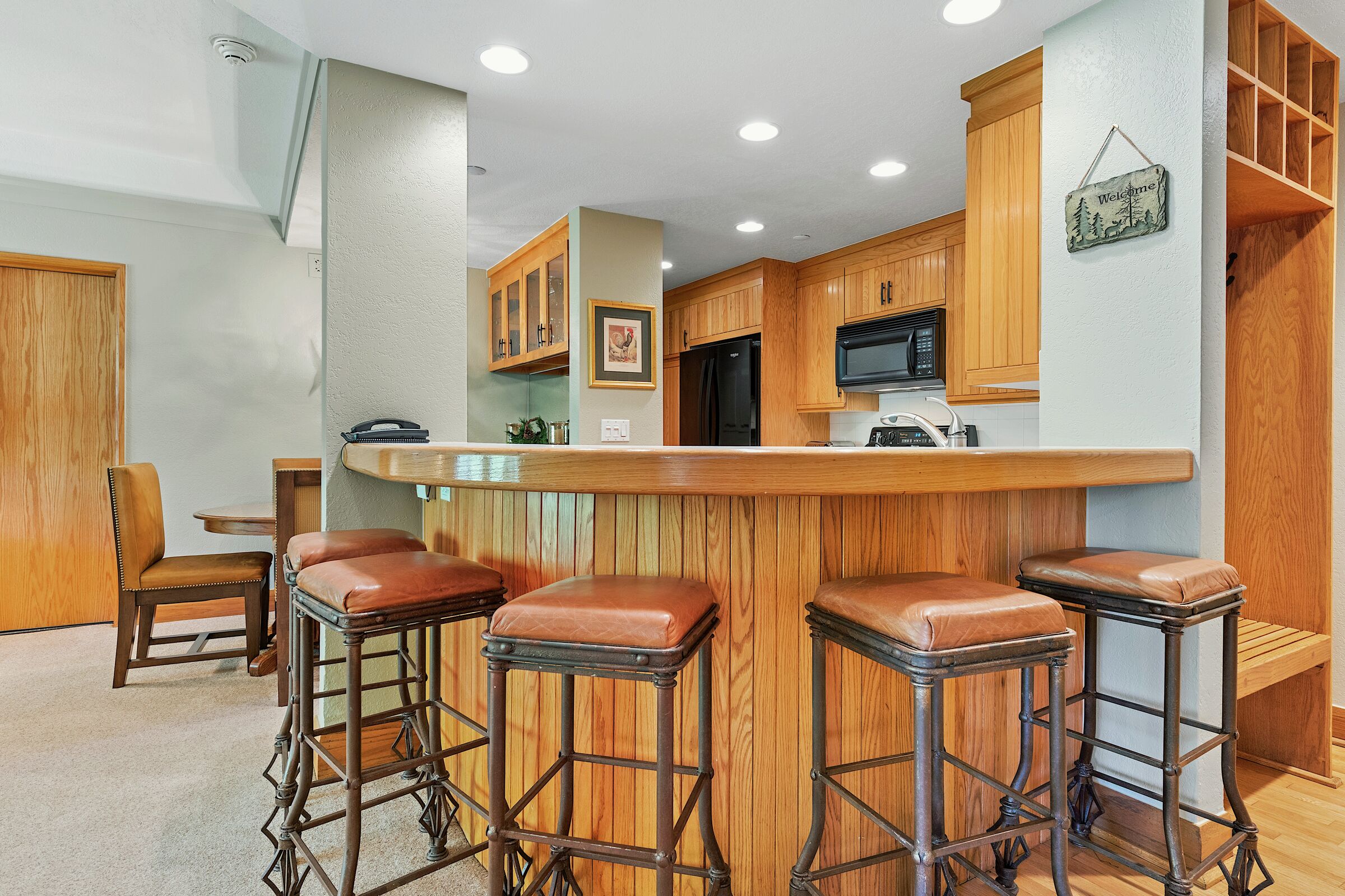 #B140 - Kitchen