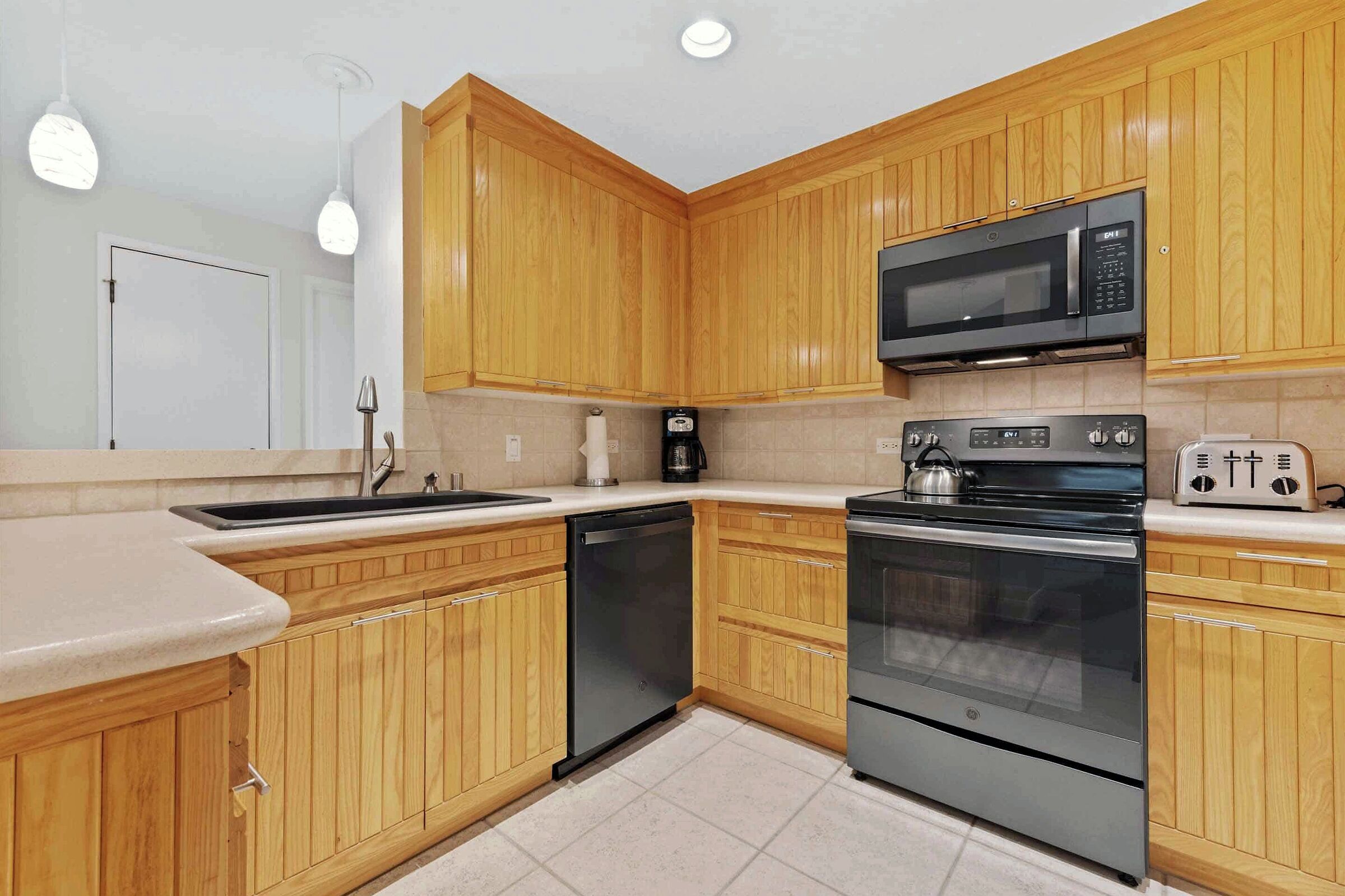 #B330 - Kitchen