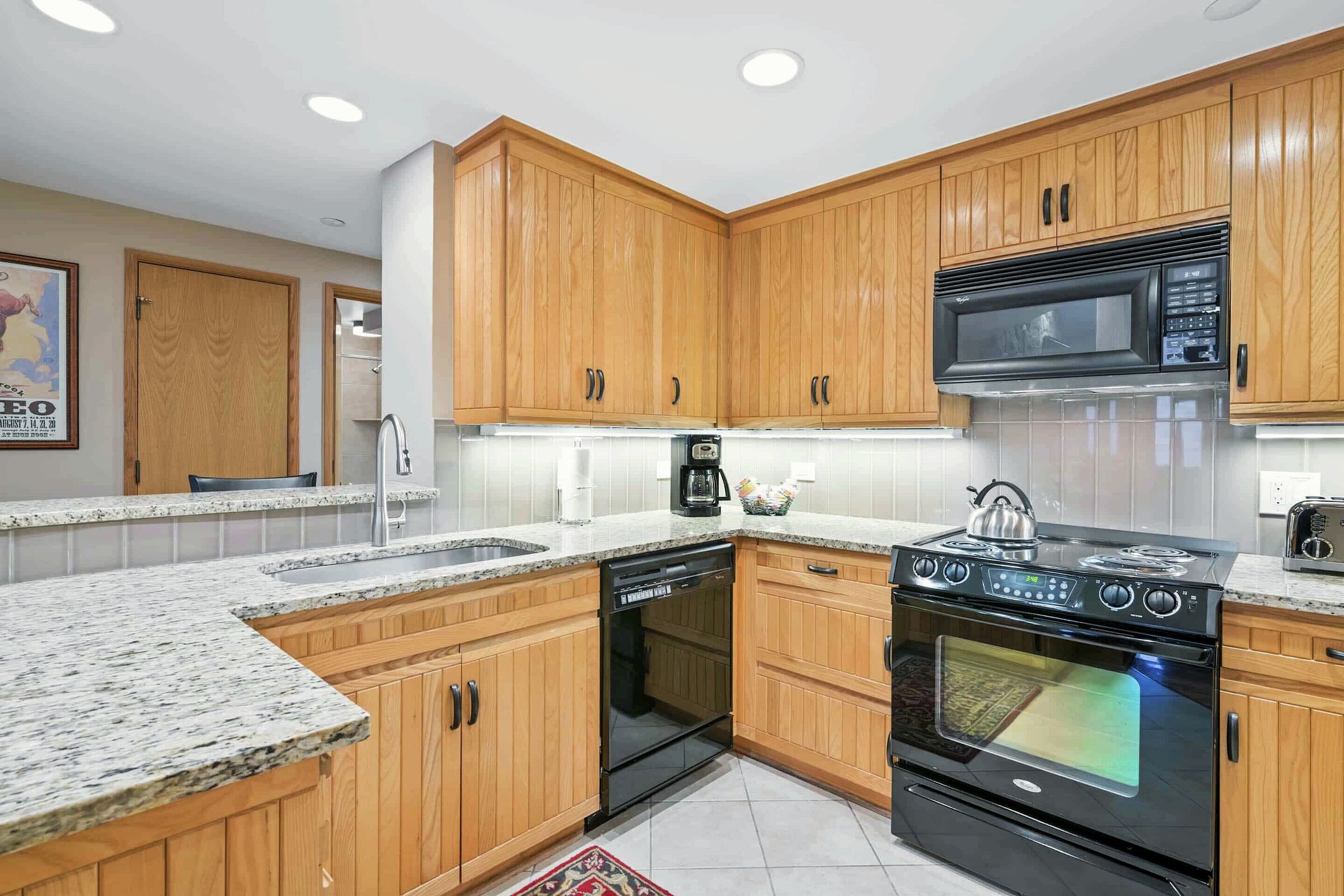 #B430 - Kitchen