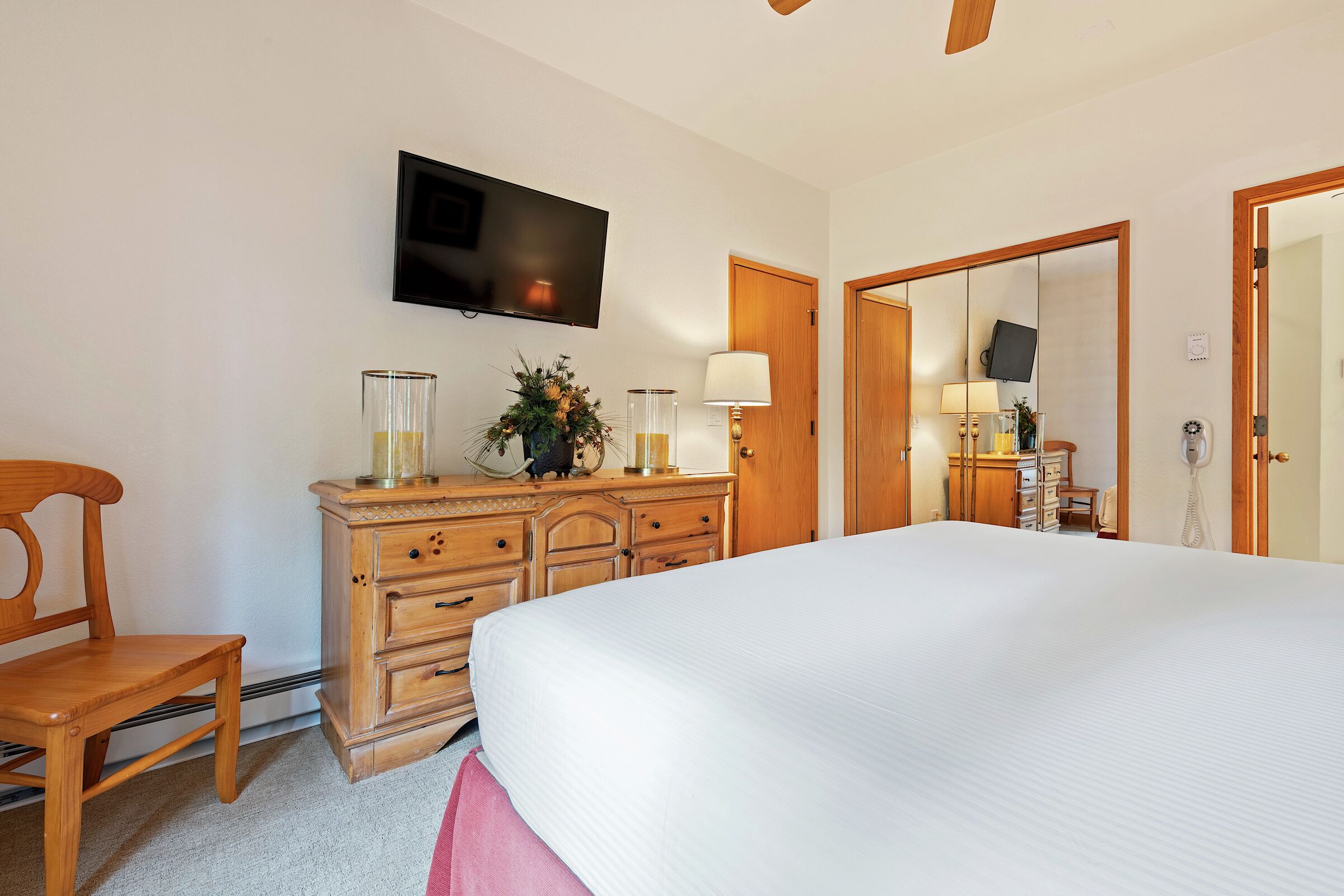 #C010 - Bedroom