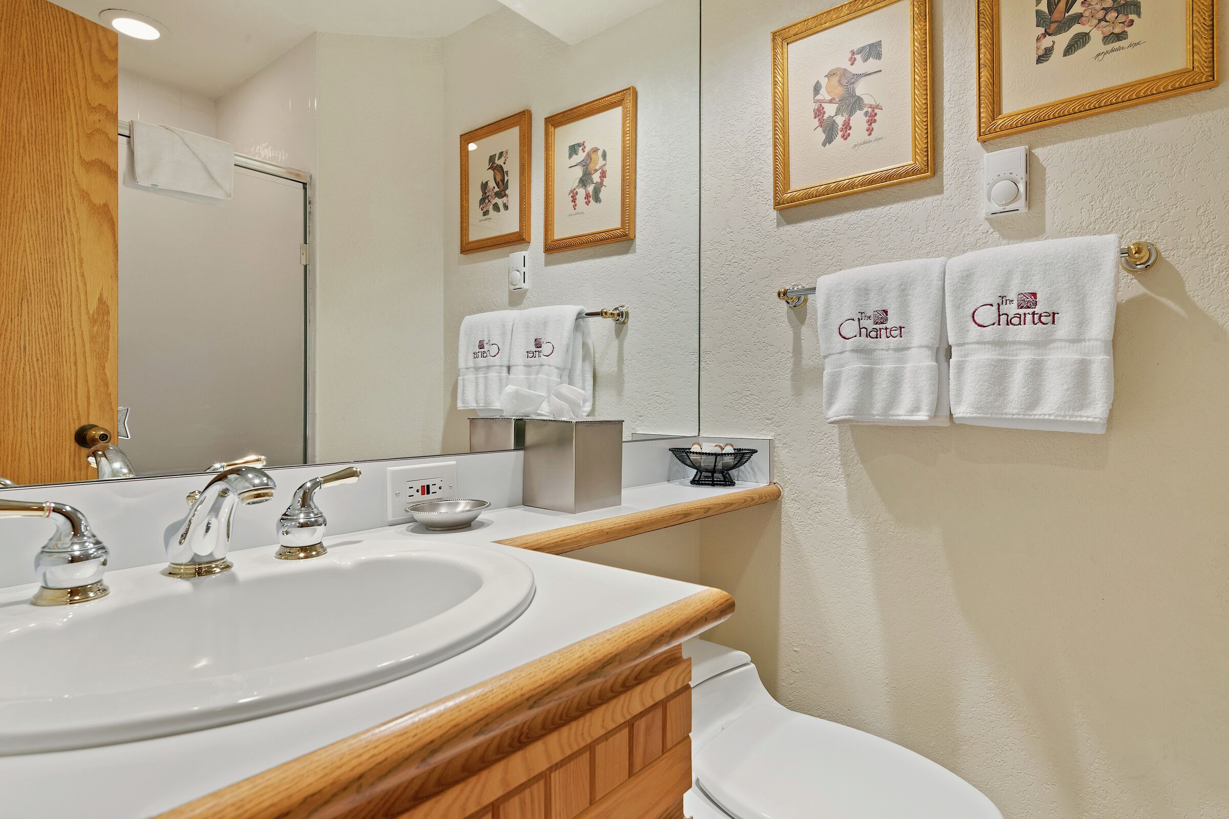 #C010 - Bathroom