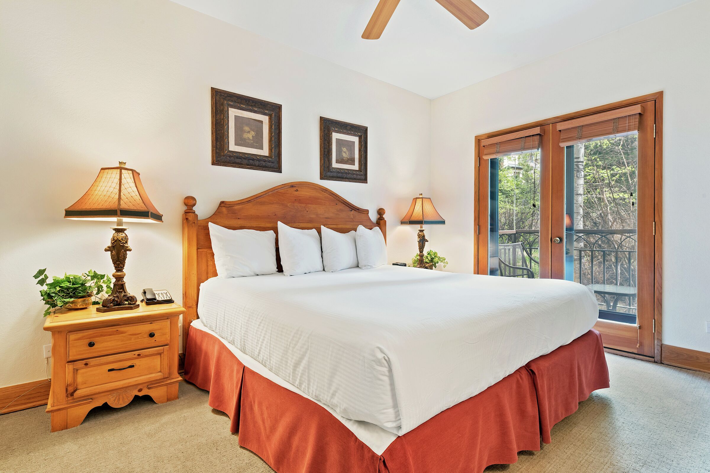 #C010 - Bedroom