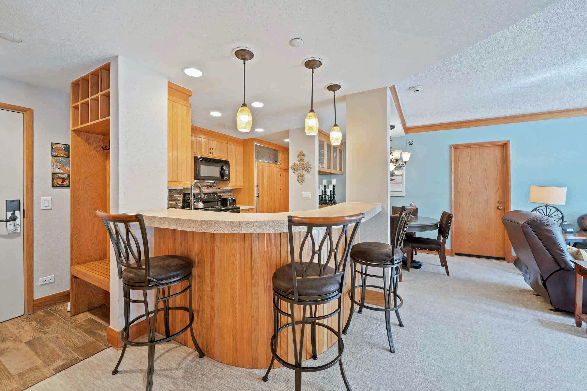 #D370 - Kitchen