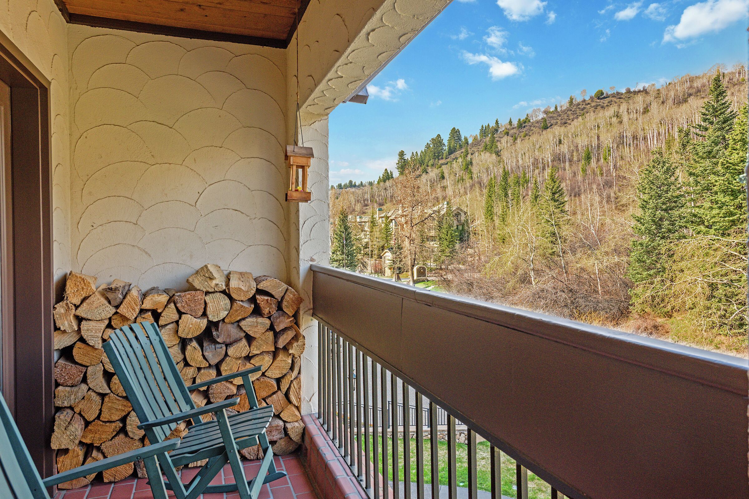#D410 - Balcony