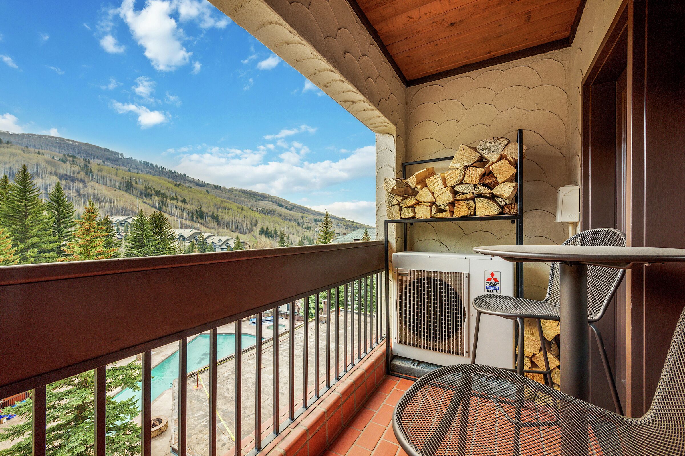 #D420 - Balcony