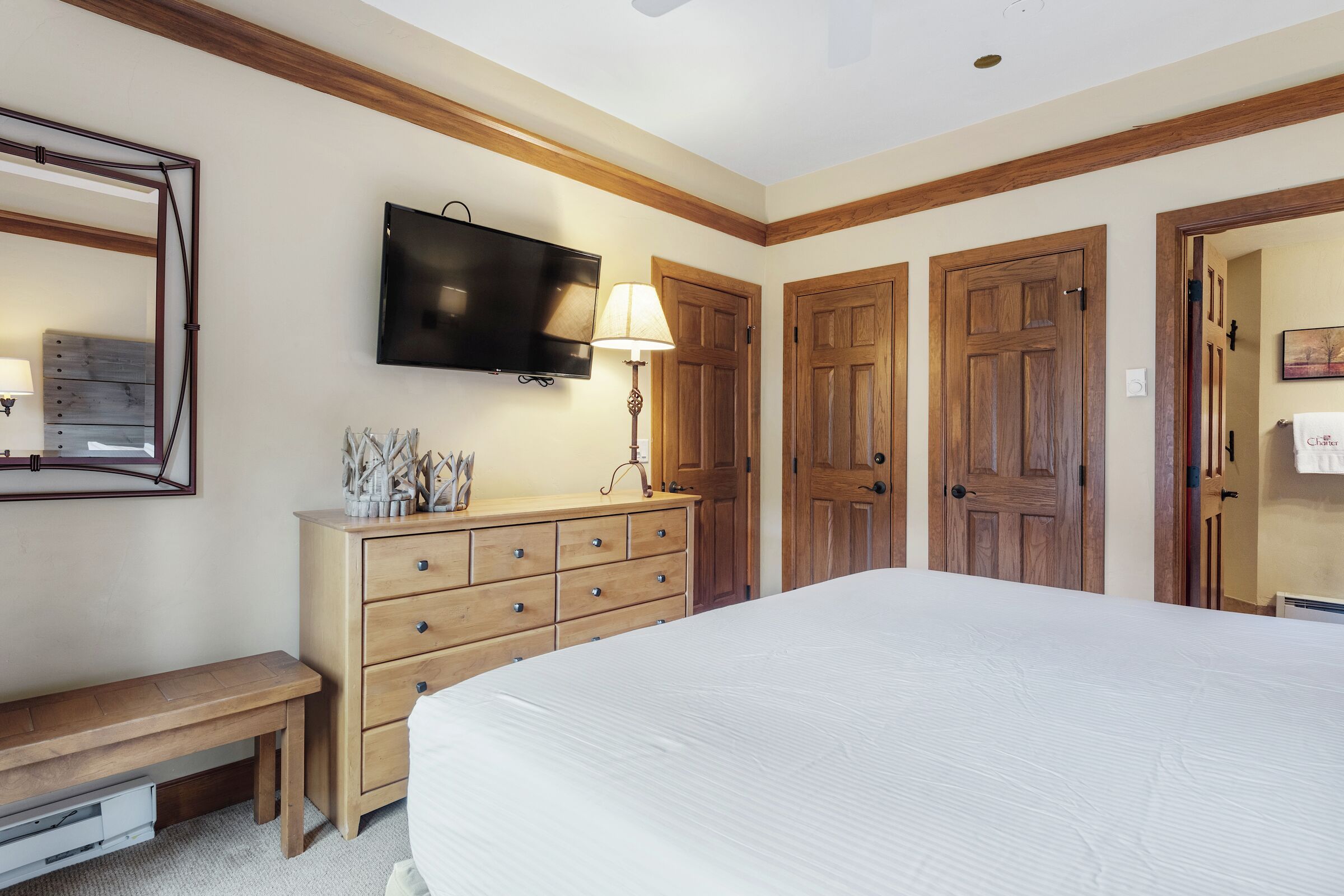 #E110 - Bedroom