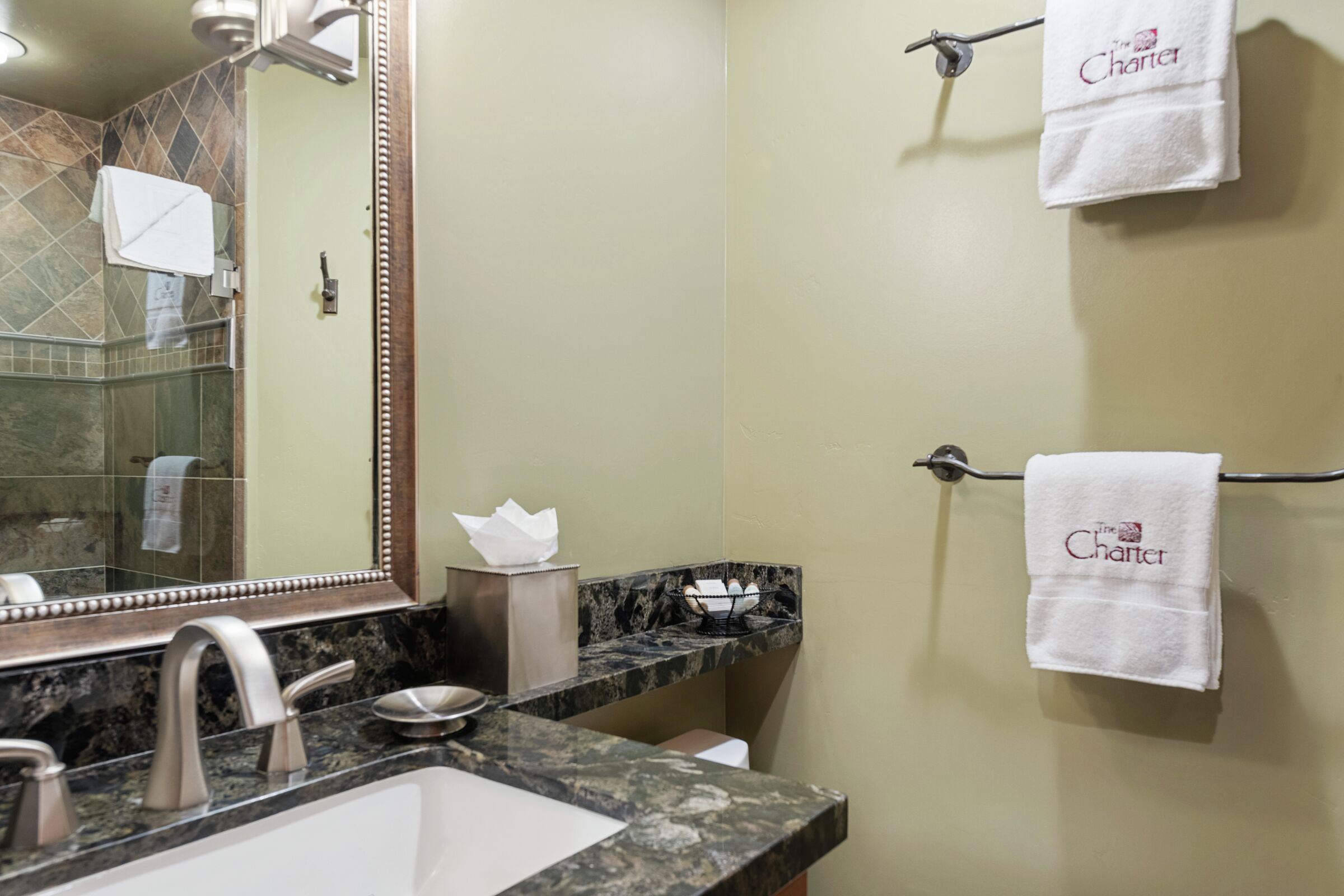 #E140 - Bathroom