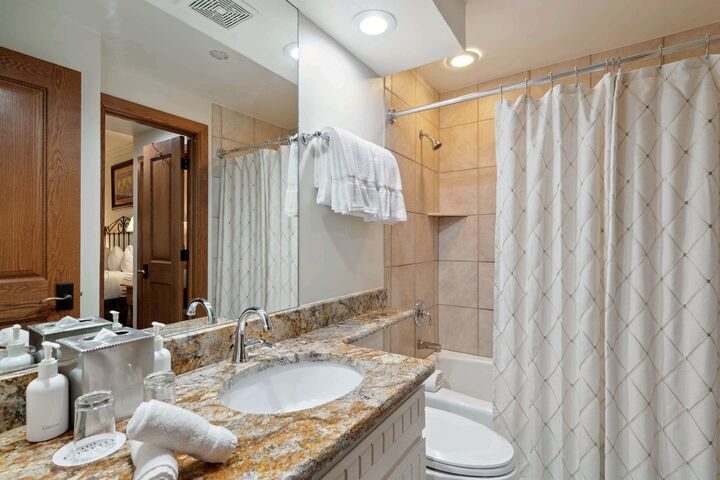 Ensuite Bathroom