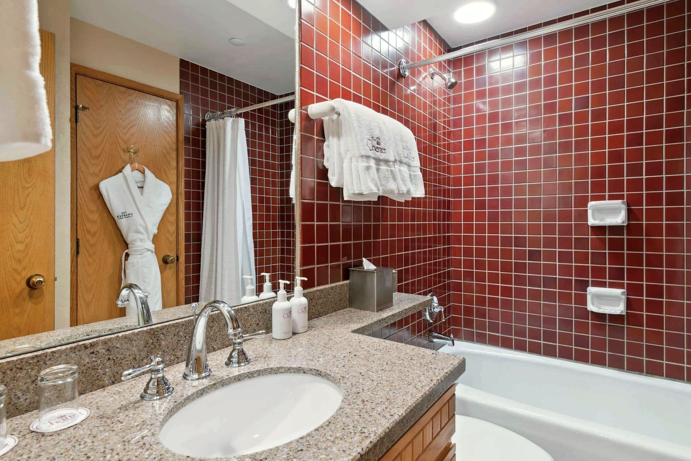 #F330 - Bathroom