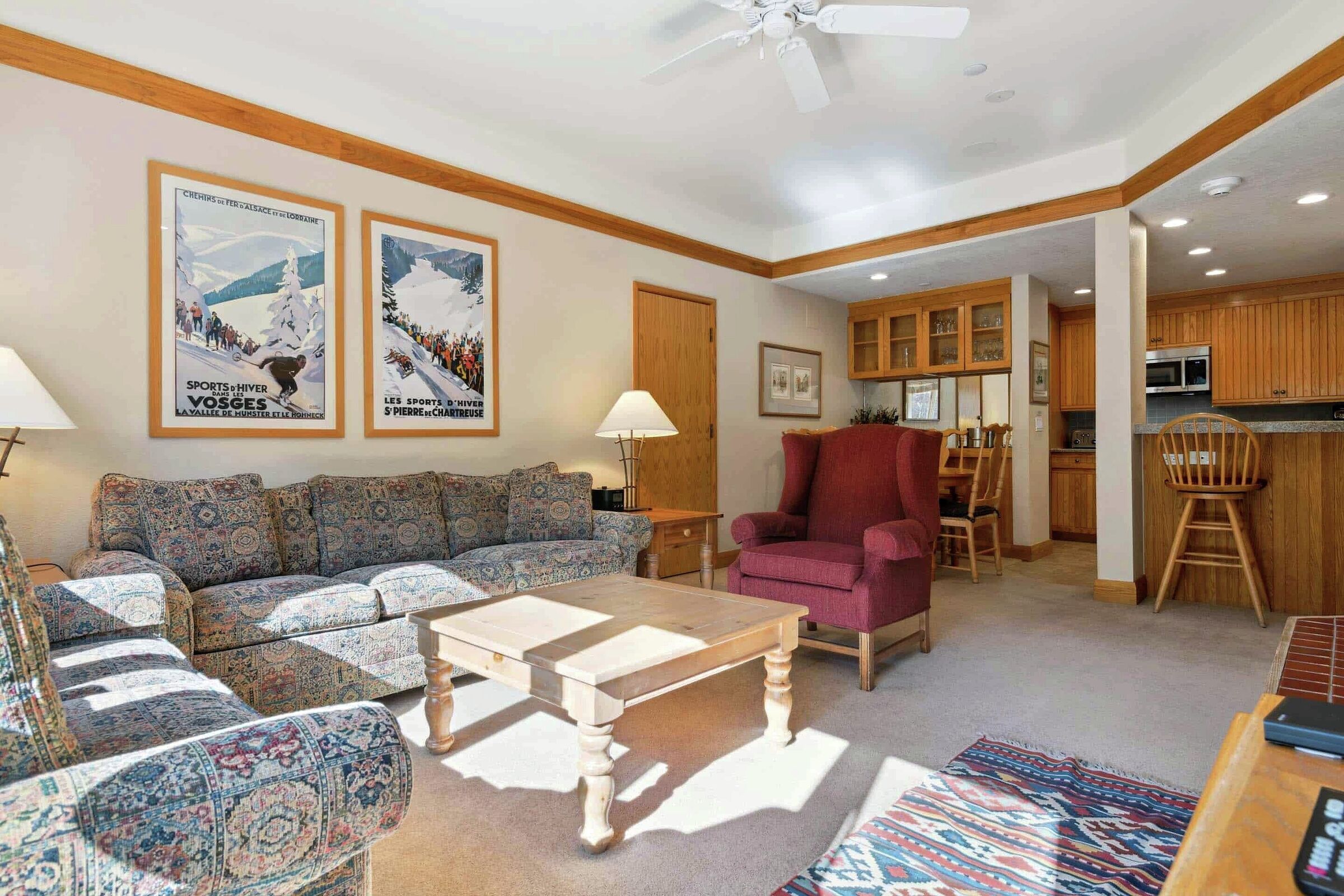 #F330 - Living Area