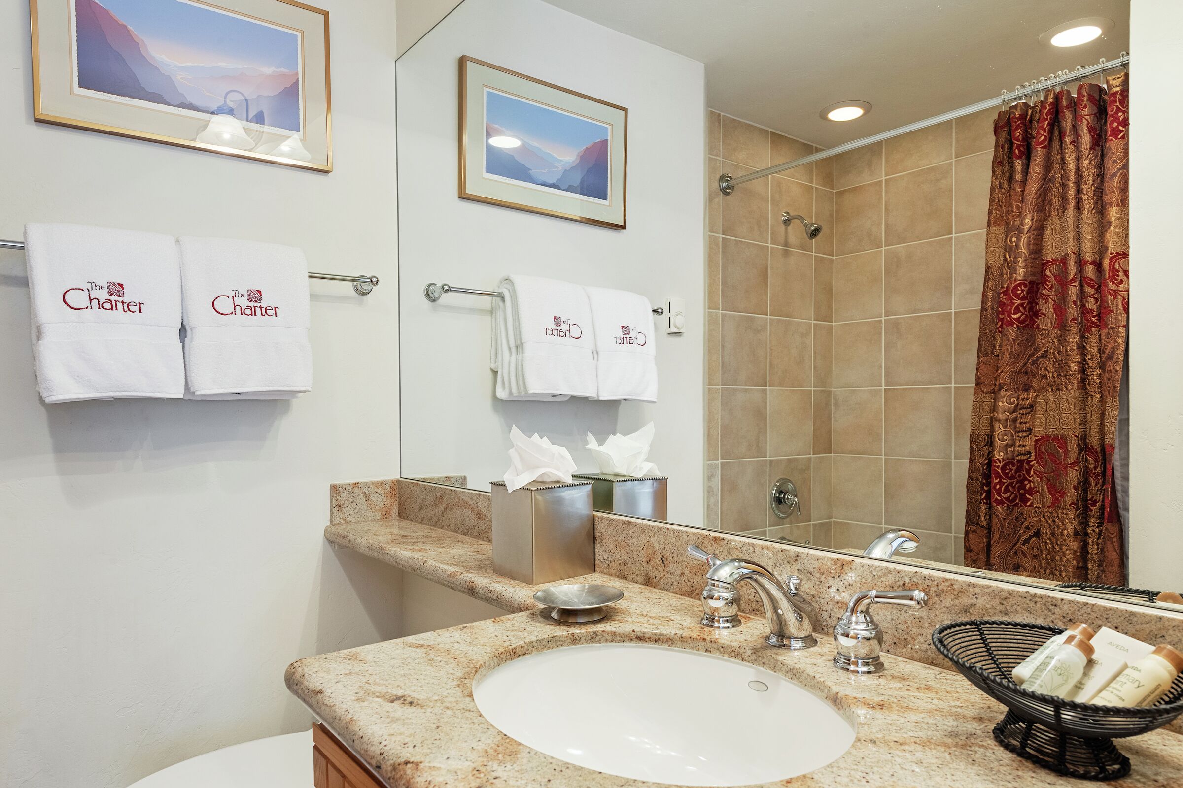#E010 - Ensuite Bathroom