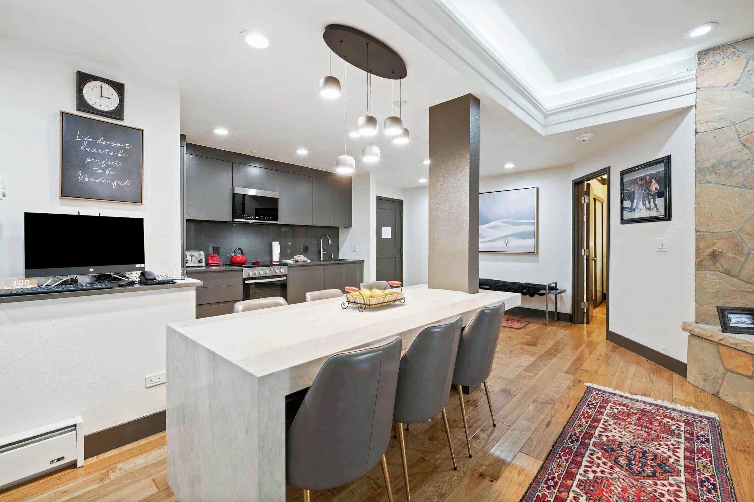 #B110 - Dining Area & Kitchen