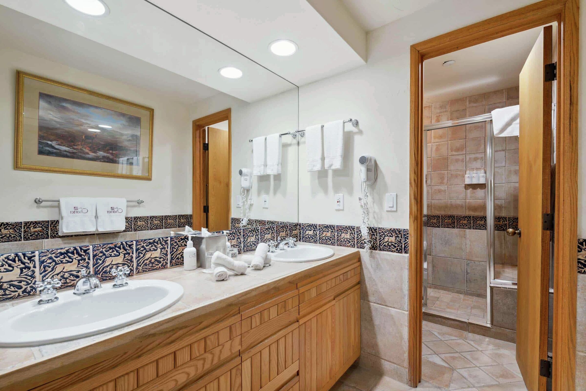 #E430 - Master Ensuite Bathroom