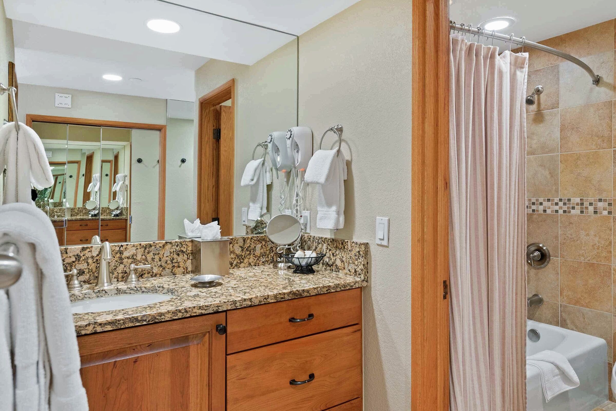 #F3105 - Ensuite Bathroom