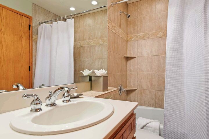 Ensuite Bathroom