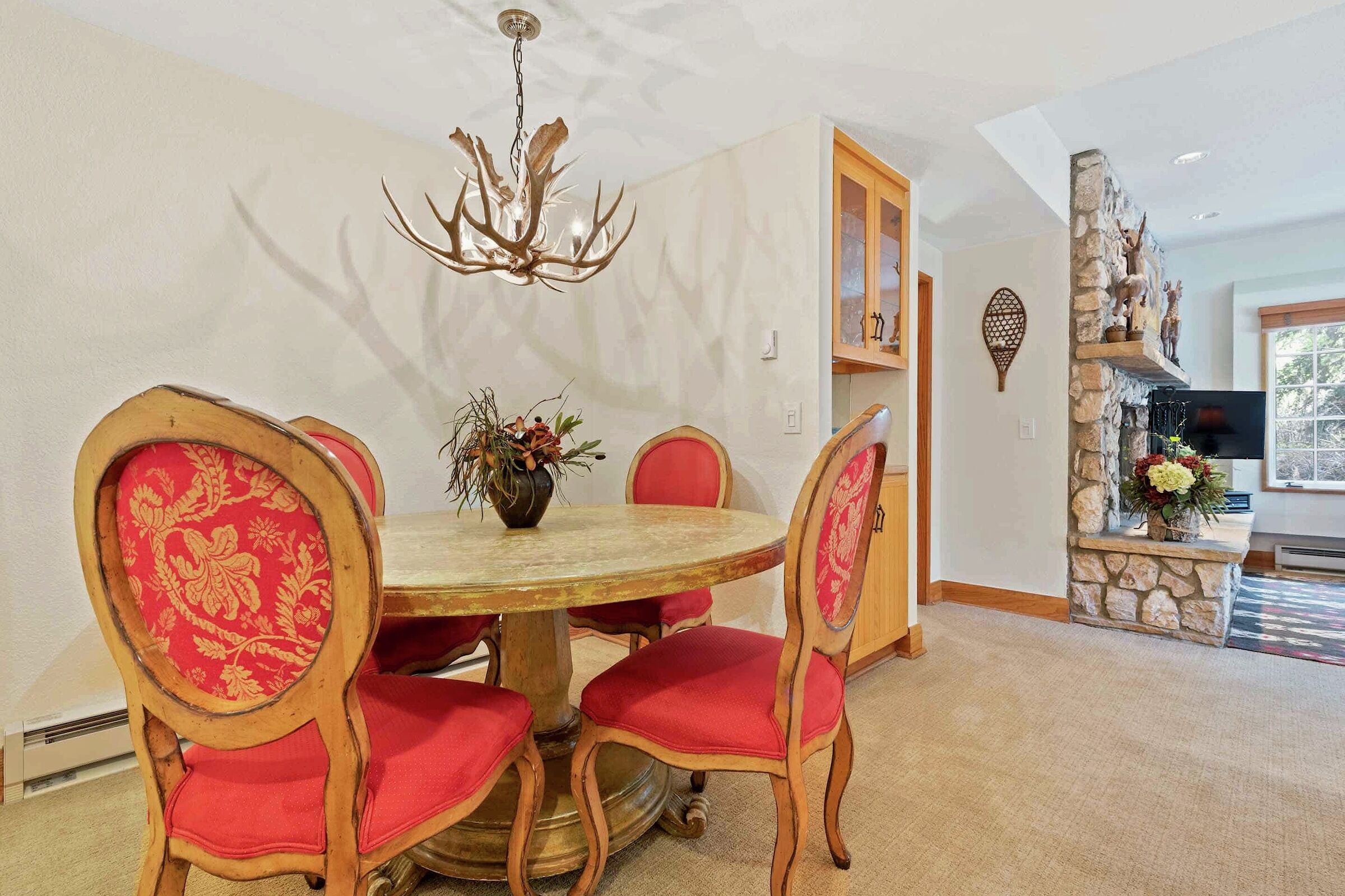 #C0105 - Dining Room