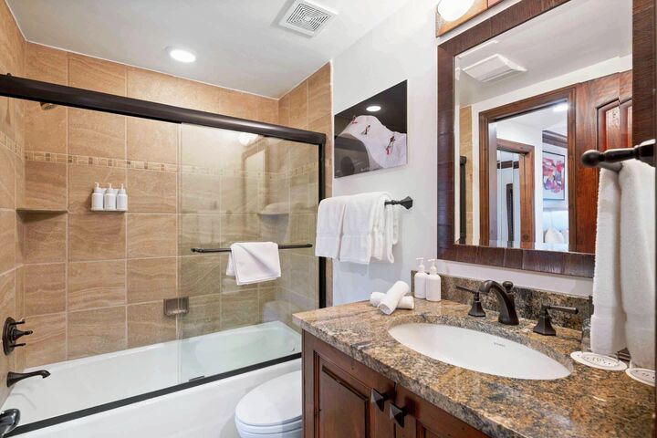 Master Ensuite Bathroom
