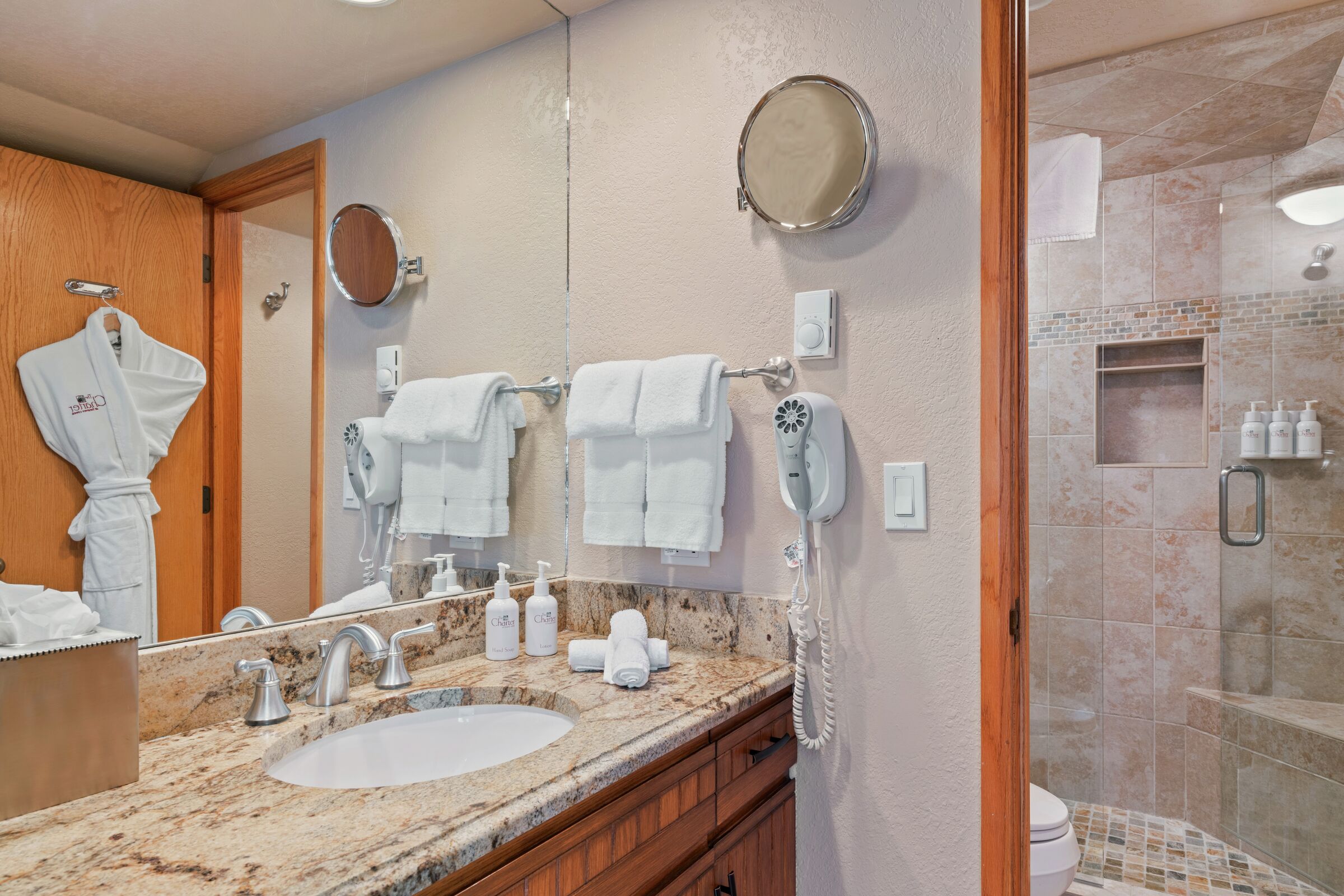 #C440 - Master Ensuite Bathroom