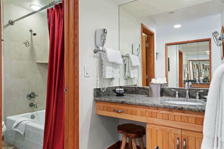 Ensuite Bathroom