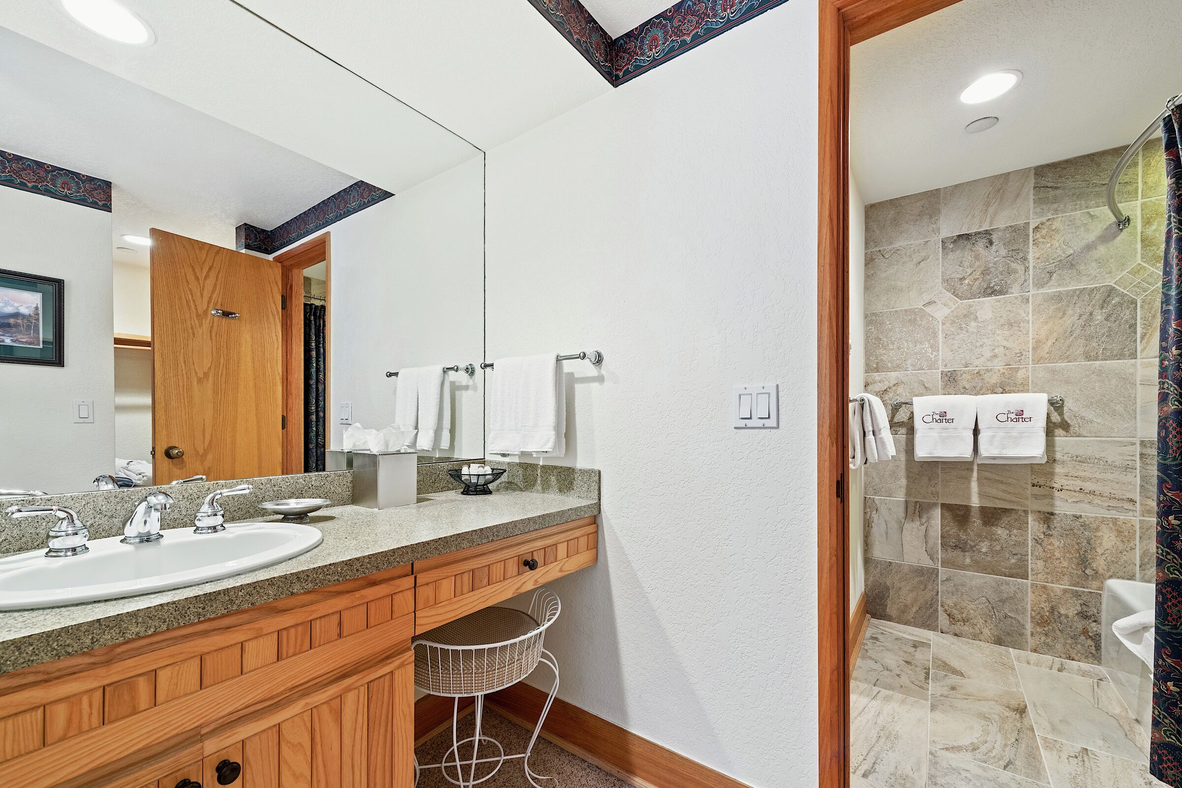 #D430 - Ensuite Bathroom