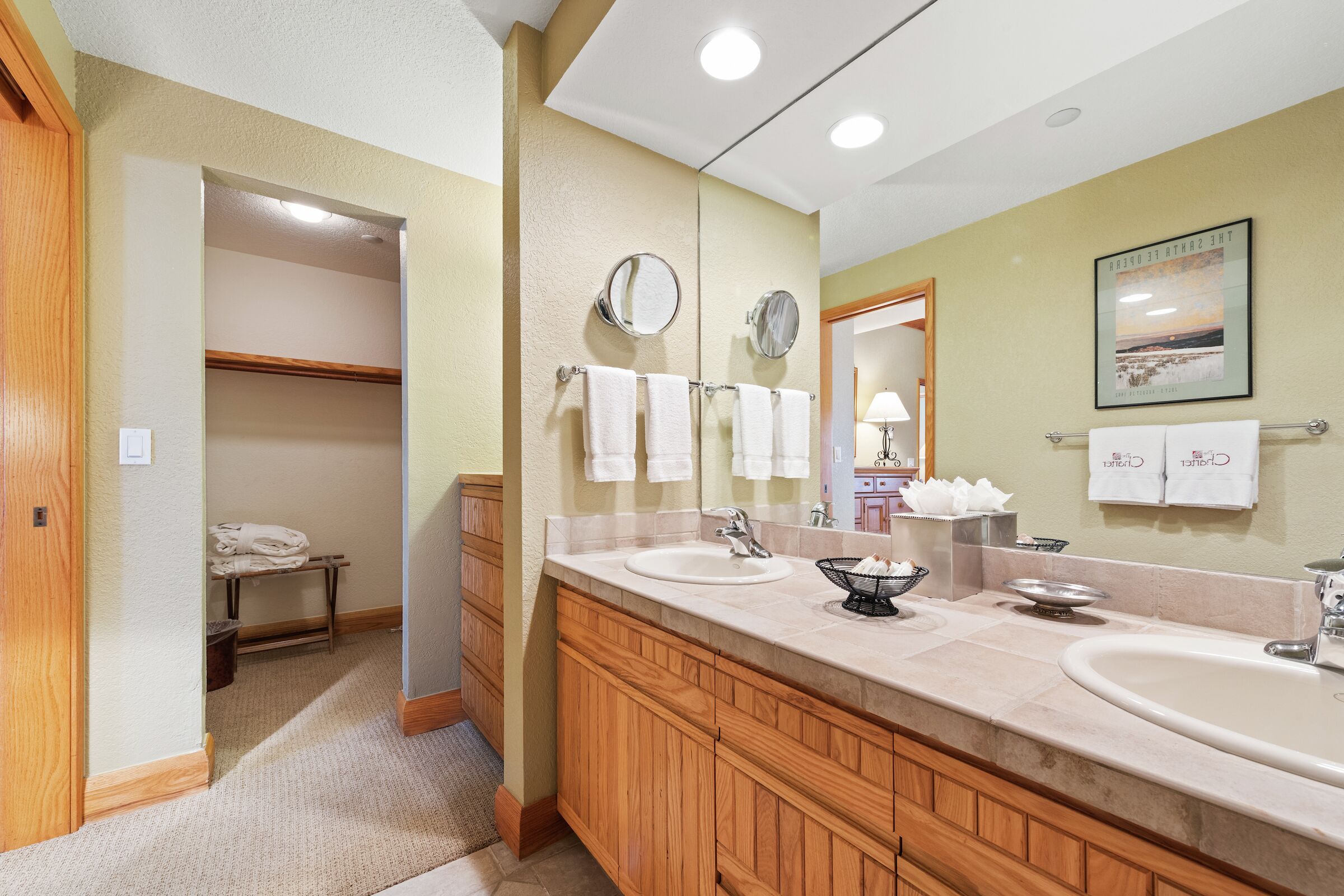 #E330 - Master Ensuite Bathroom