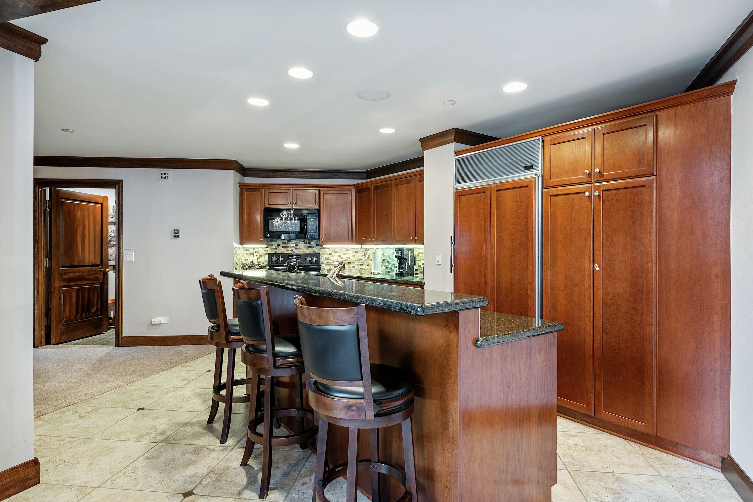#L333 - Kitchen