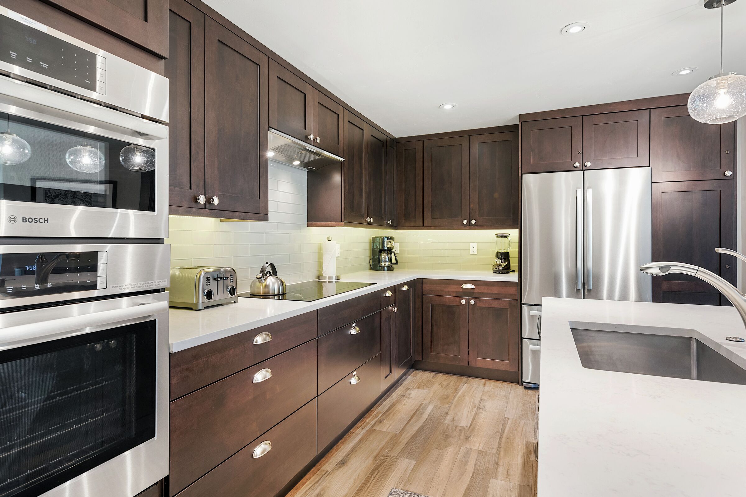 #B440 - Kitchen