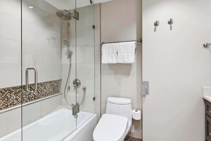 Ensuite Bathroom