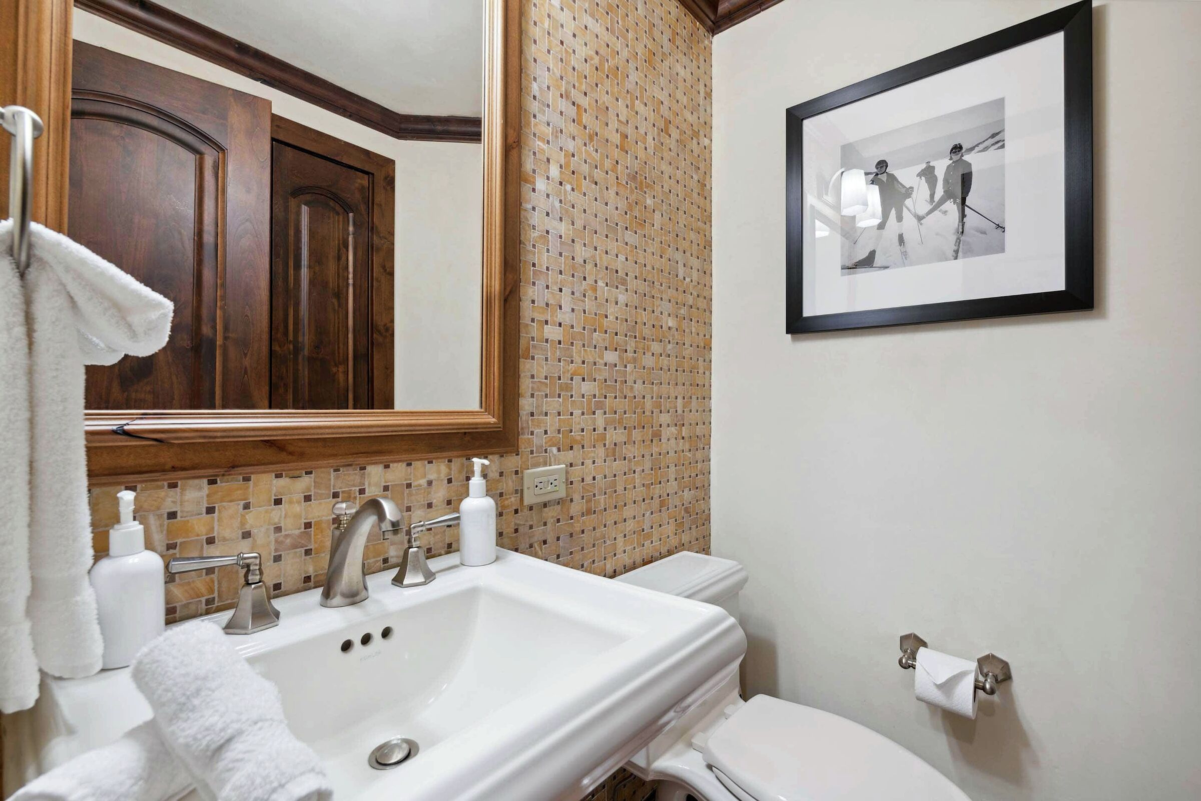 #C1105 - Bathroom