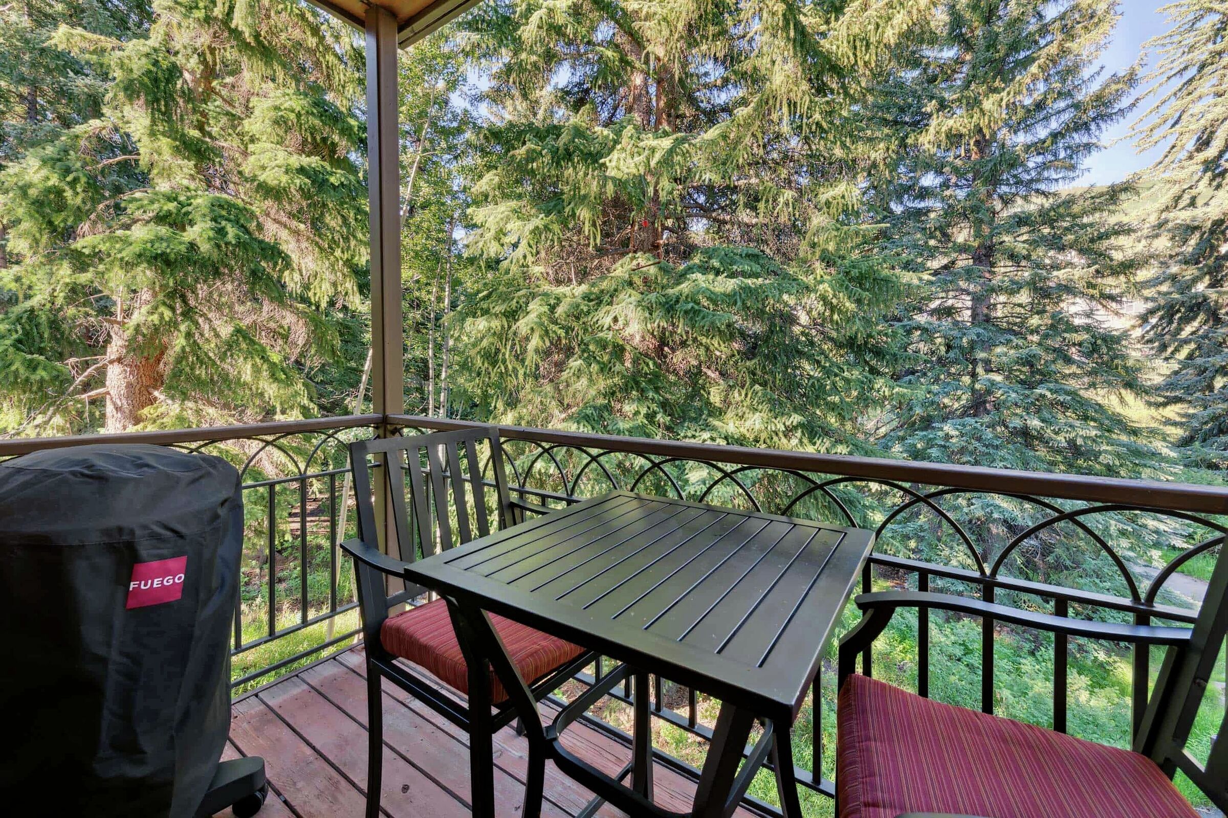 #C1105 - Balcony