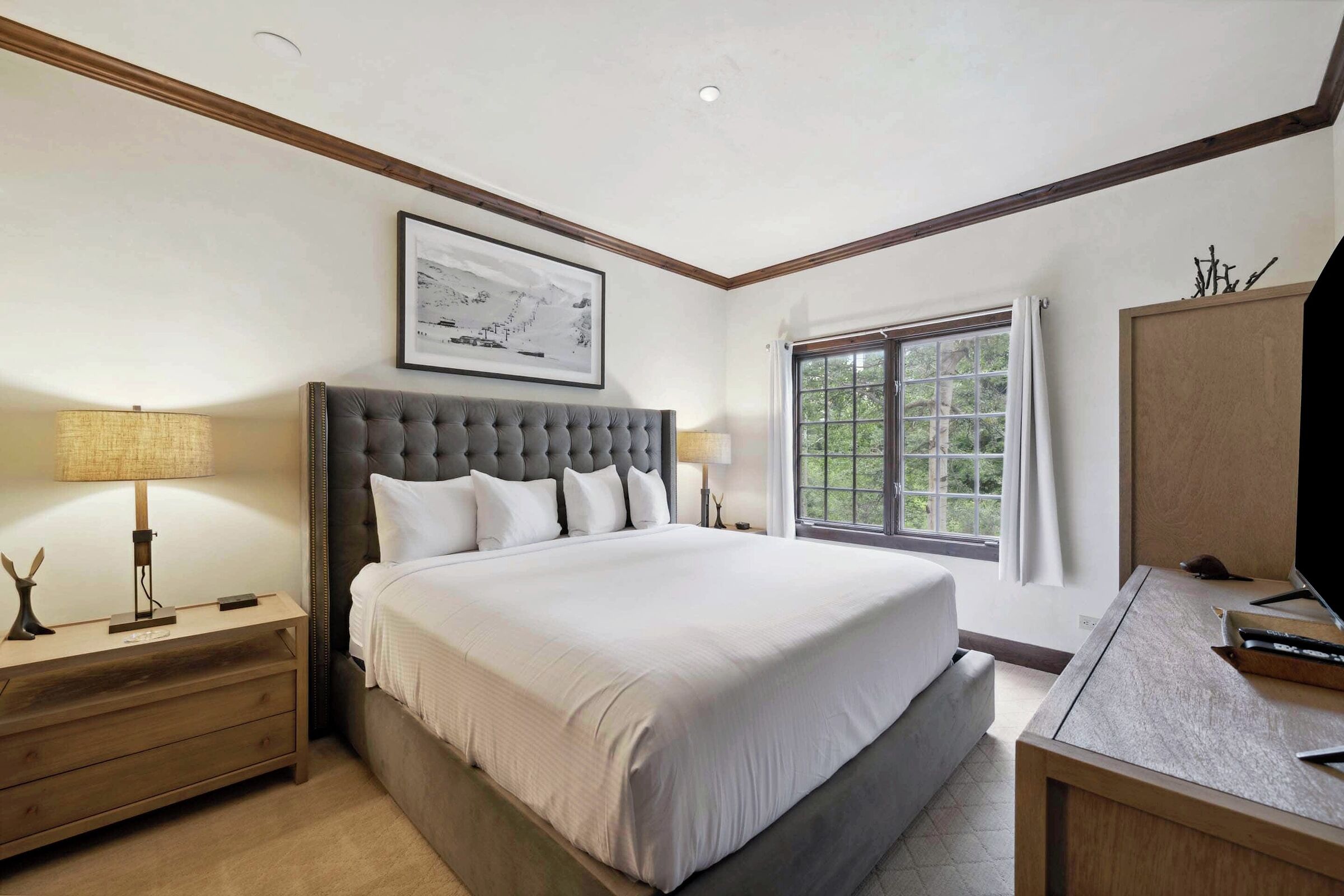 #C1105 - Master Bedroom
