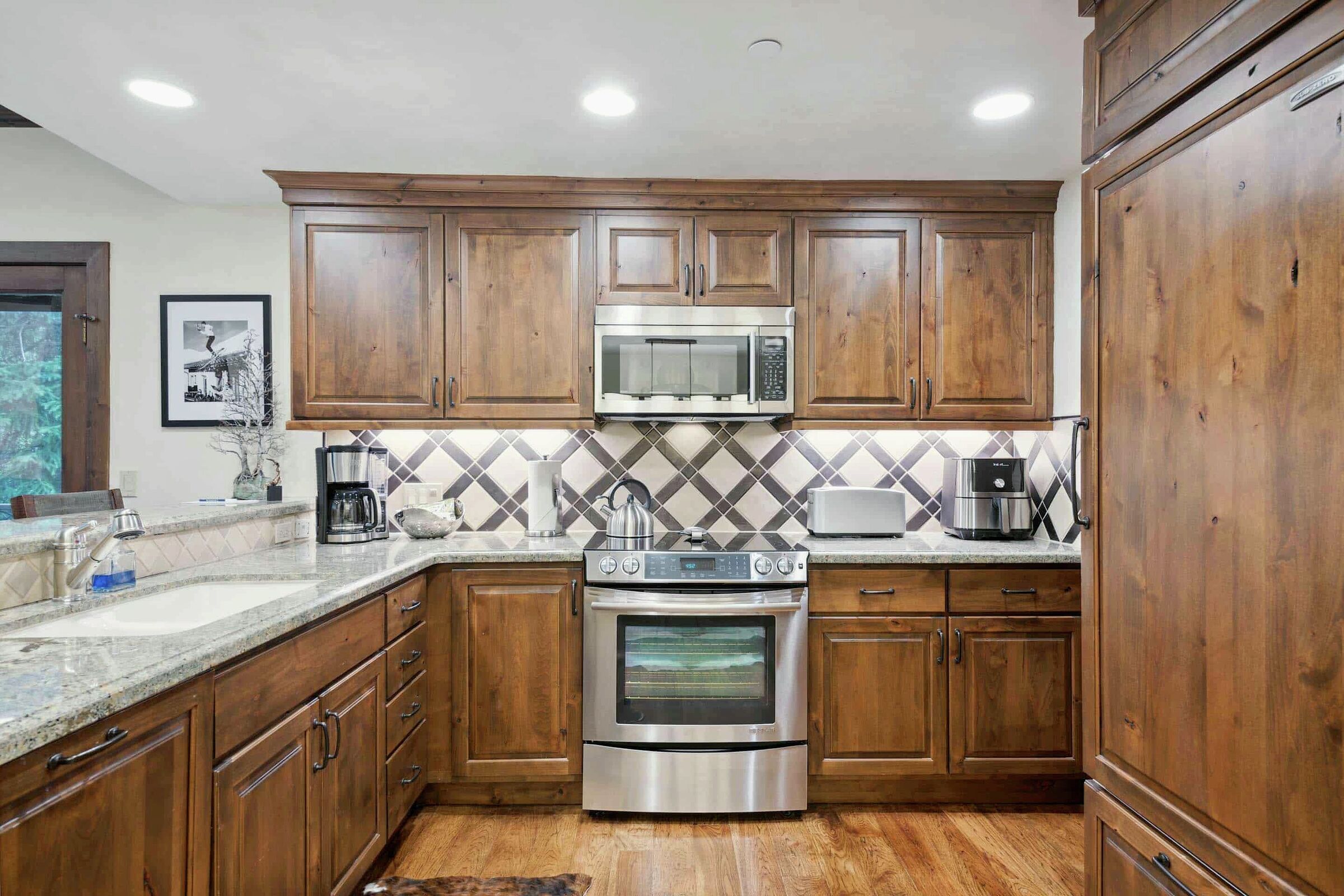 #C1105 - Kitchen