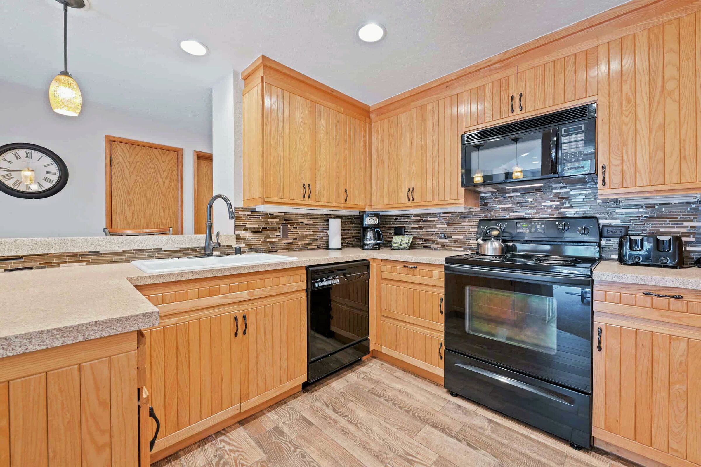 #D3705 - Kitchen
