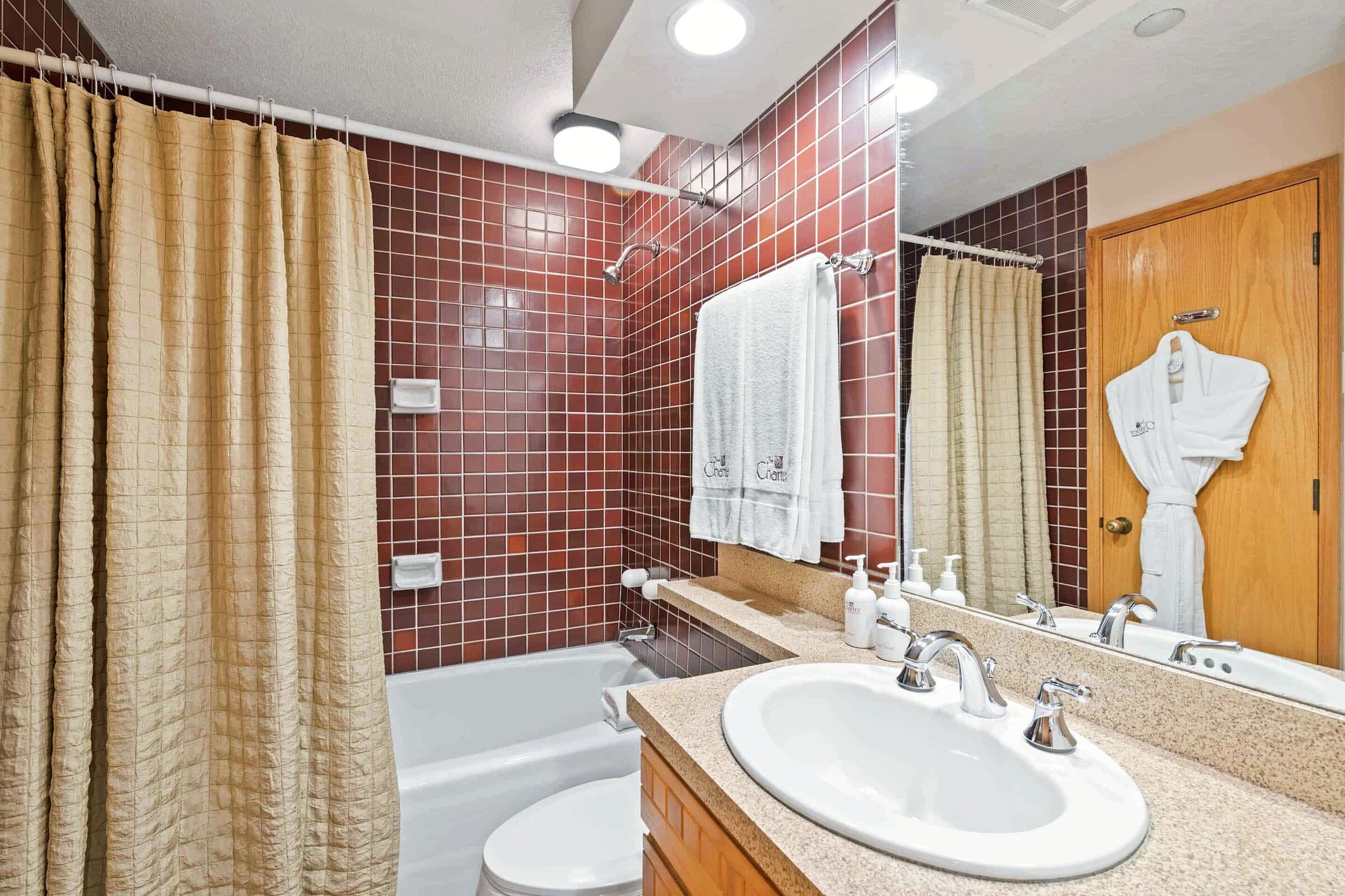 #D3705 - Master Ensuite Bathroom