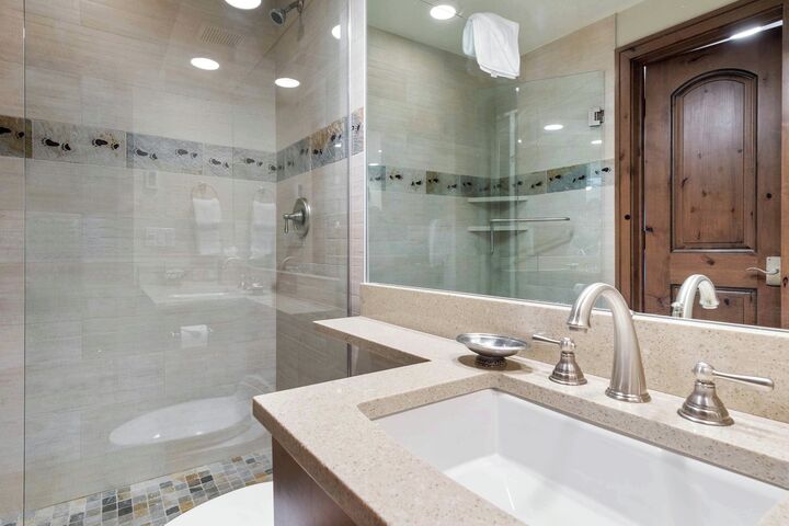 Master Ensuite Bathroom
