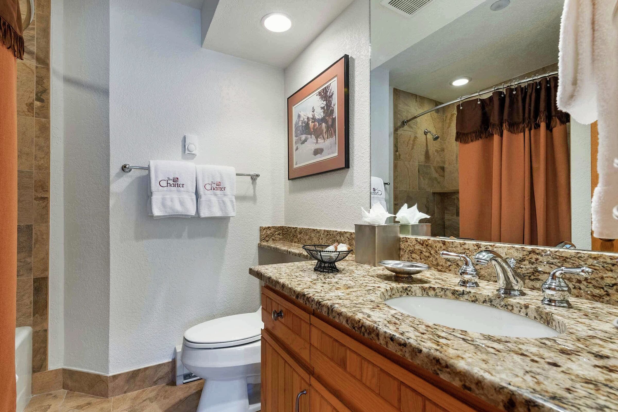 #E2105 - Master Ensuite Bathroom