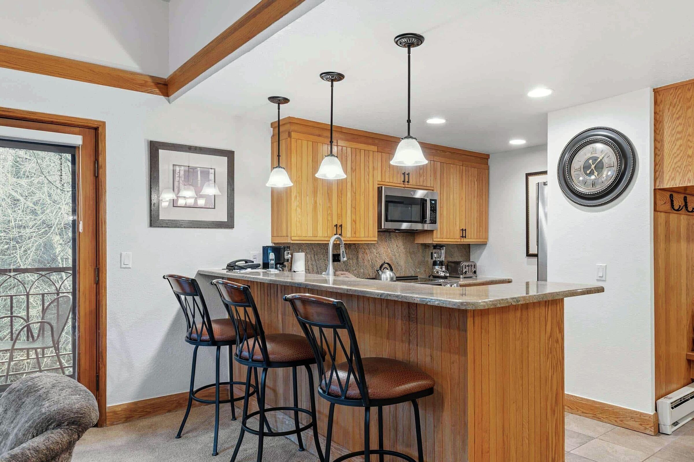 #E2105 - Kitchen Bar