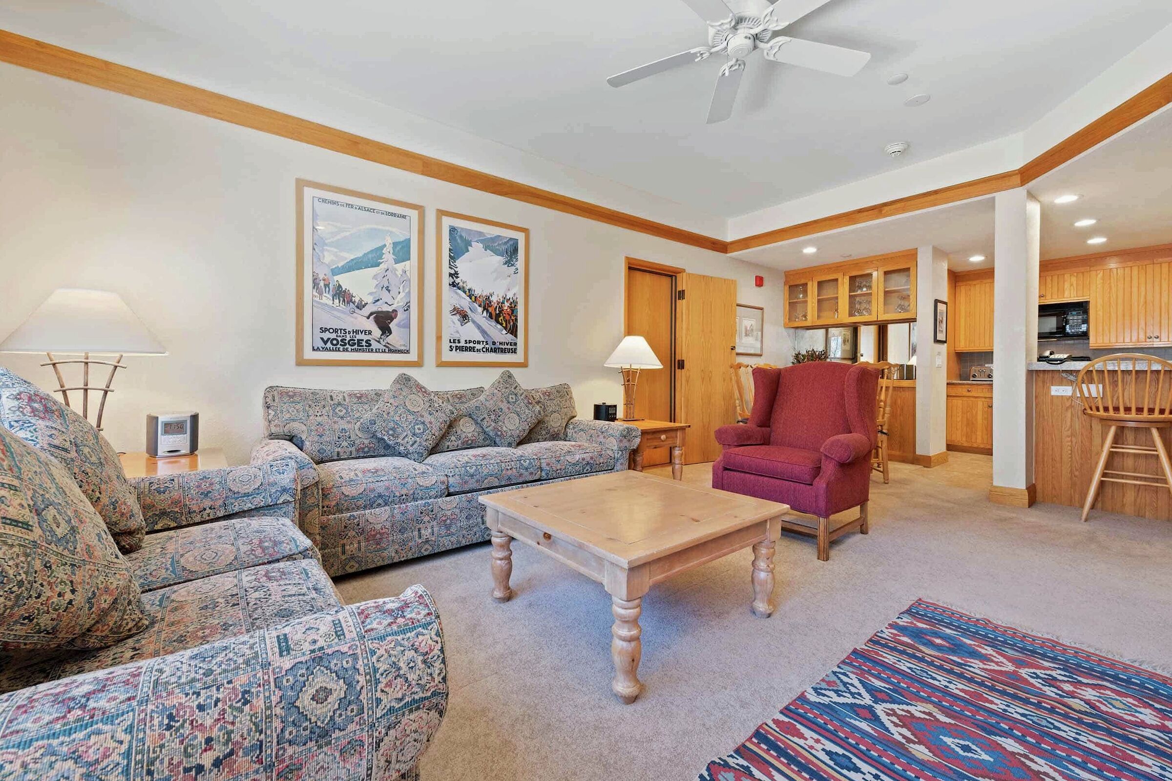 #F3305 - Living Area