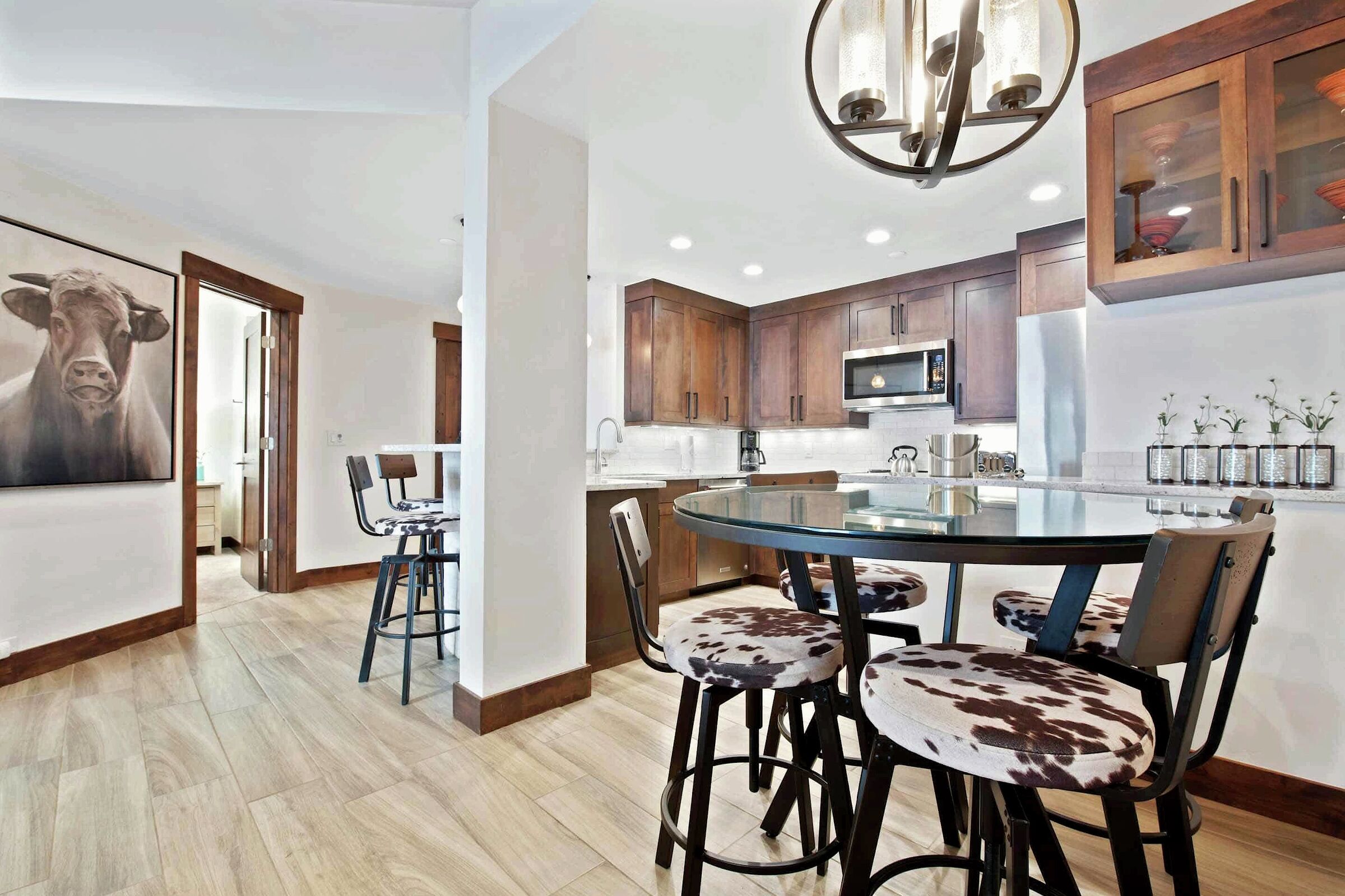 #A1505 - Dining Room & Kitchen