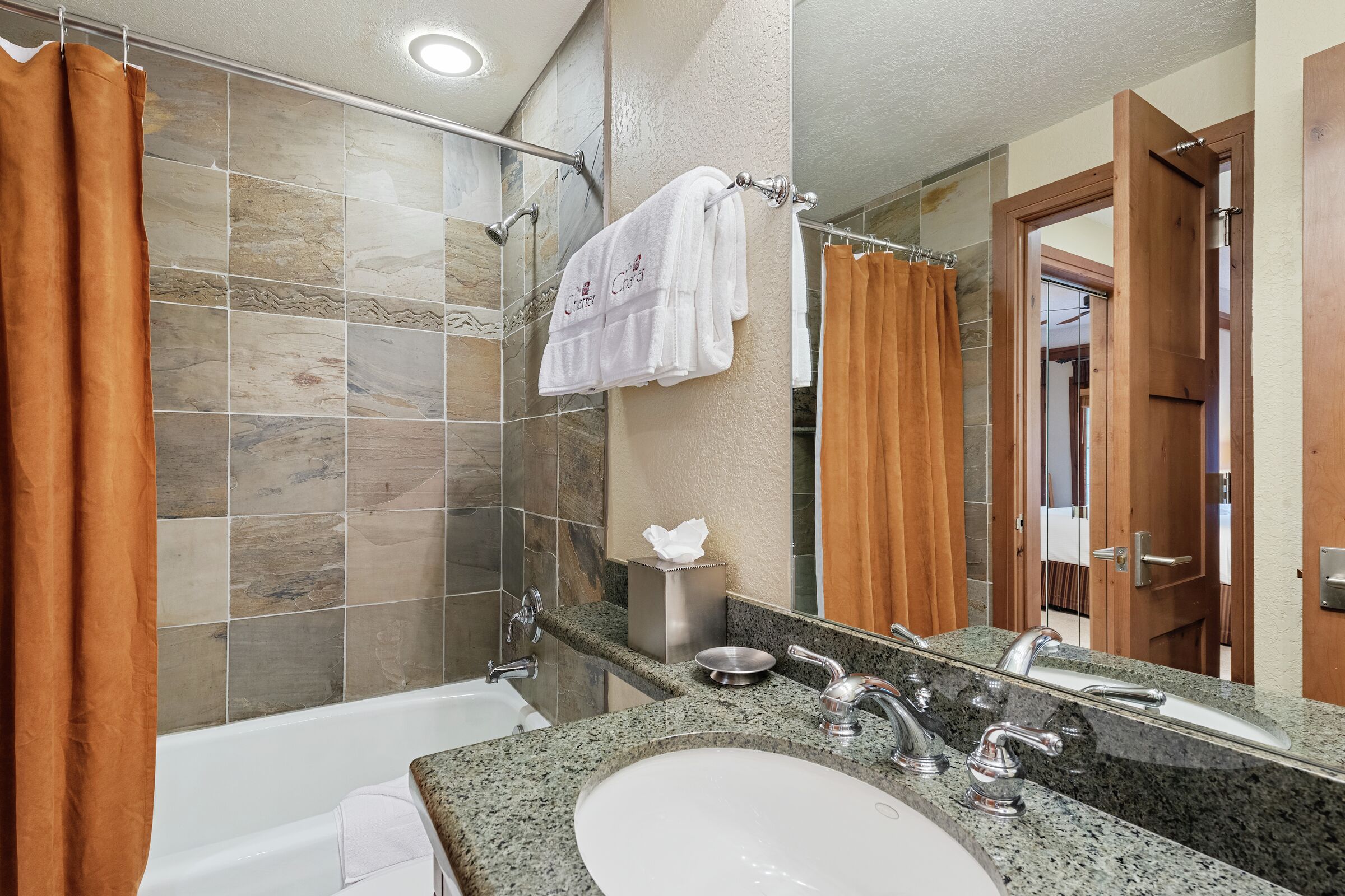#A330 - Master Ensuite Bathroom
