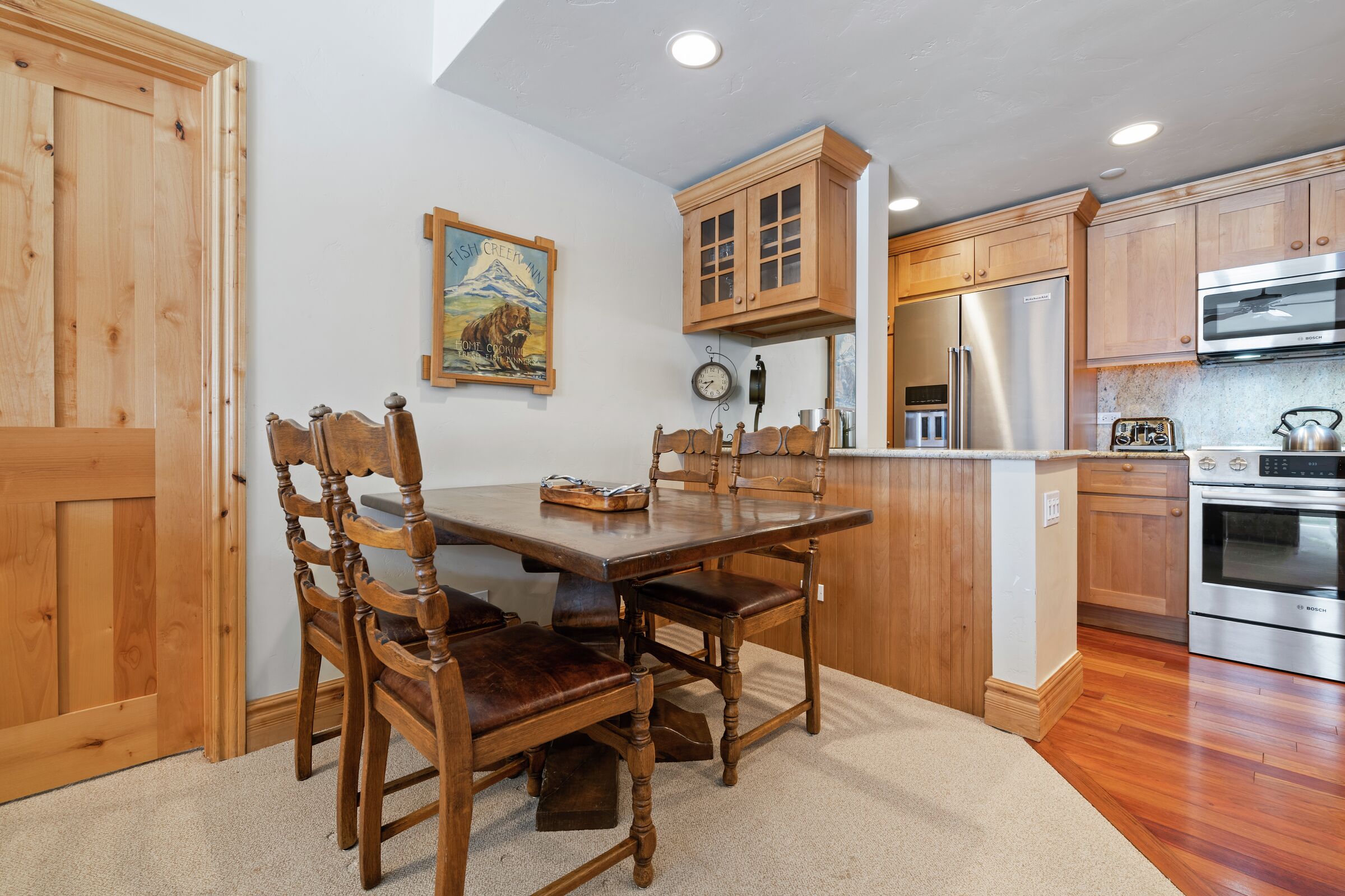 #B410 - Dining Area
