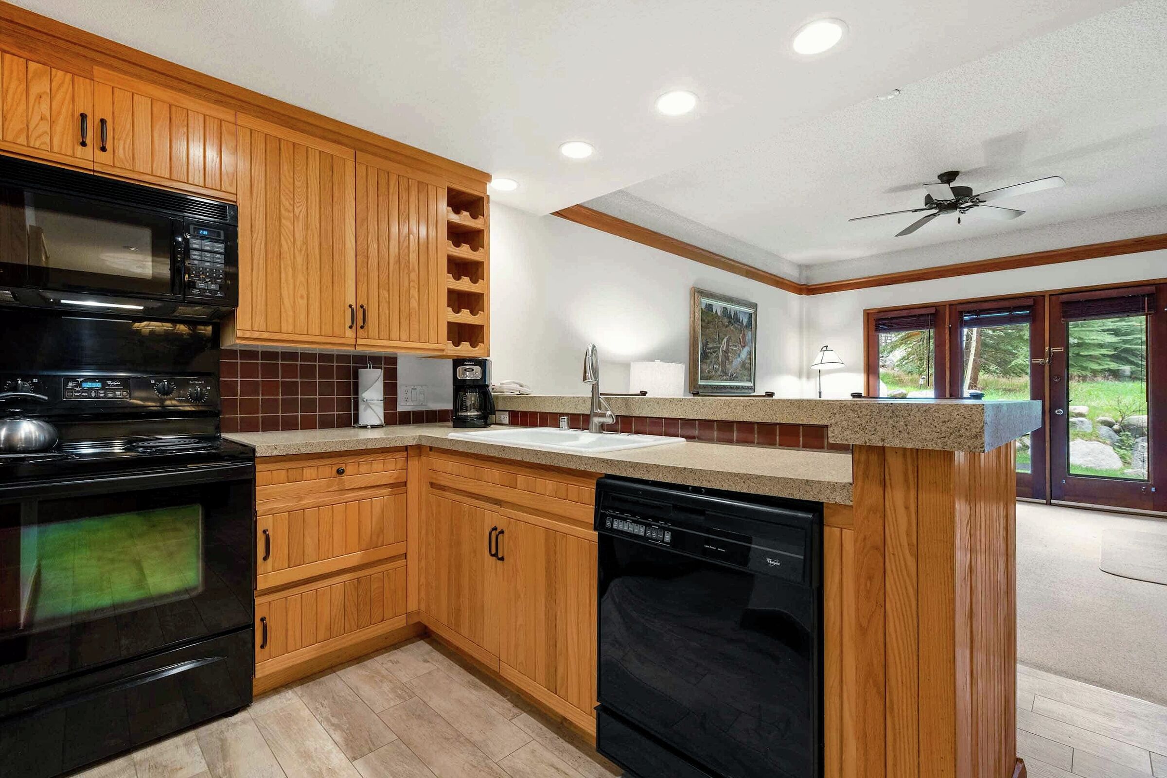 #C0305 - Kitchen