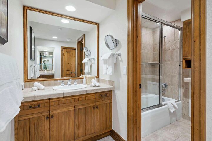 Ensuite Bathroom