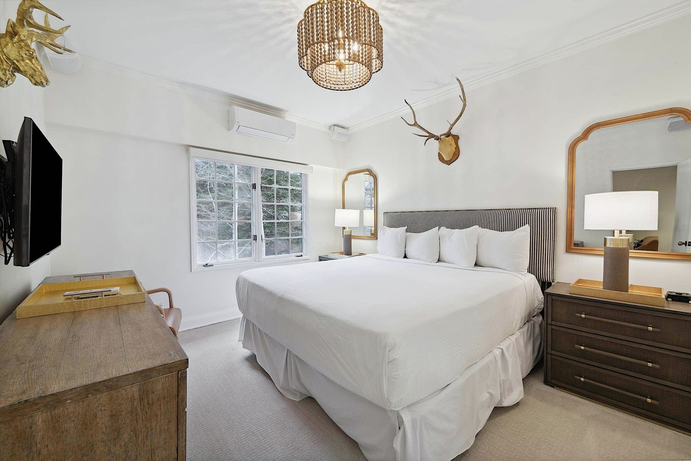 #C1305 - Master Bedroom
