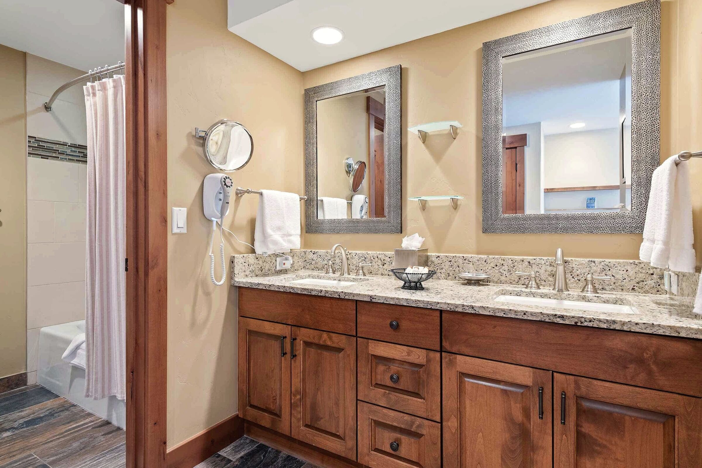 #C1405 - Bathroom