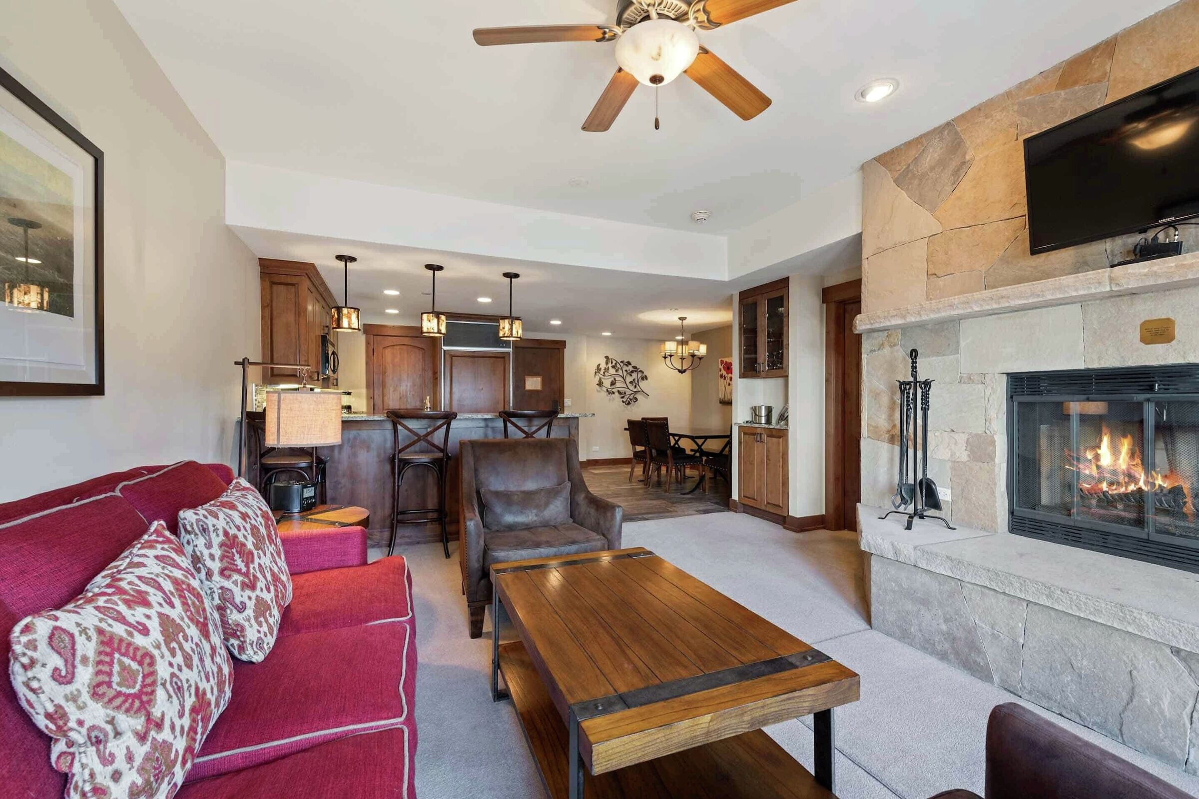 #C1405 - Living Area