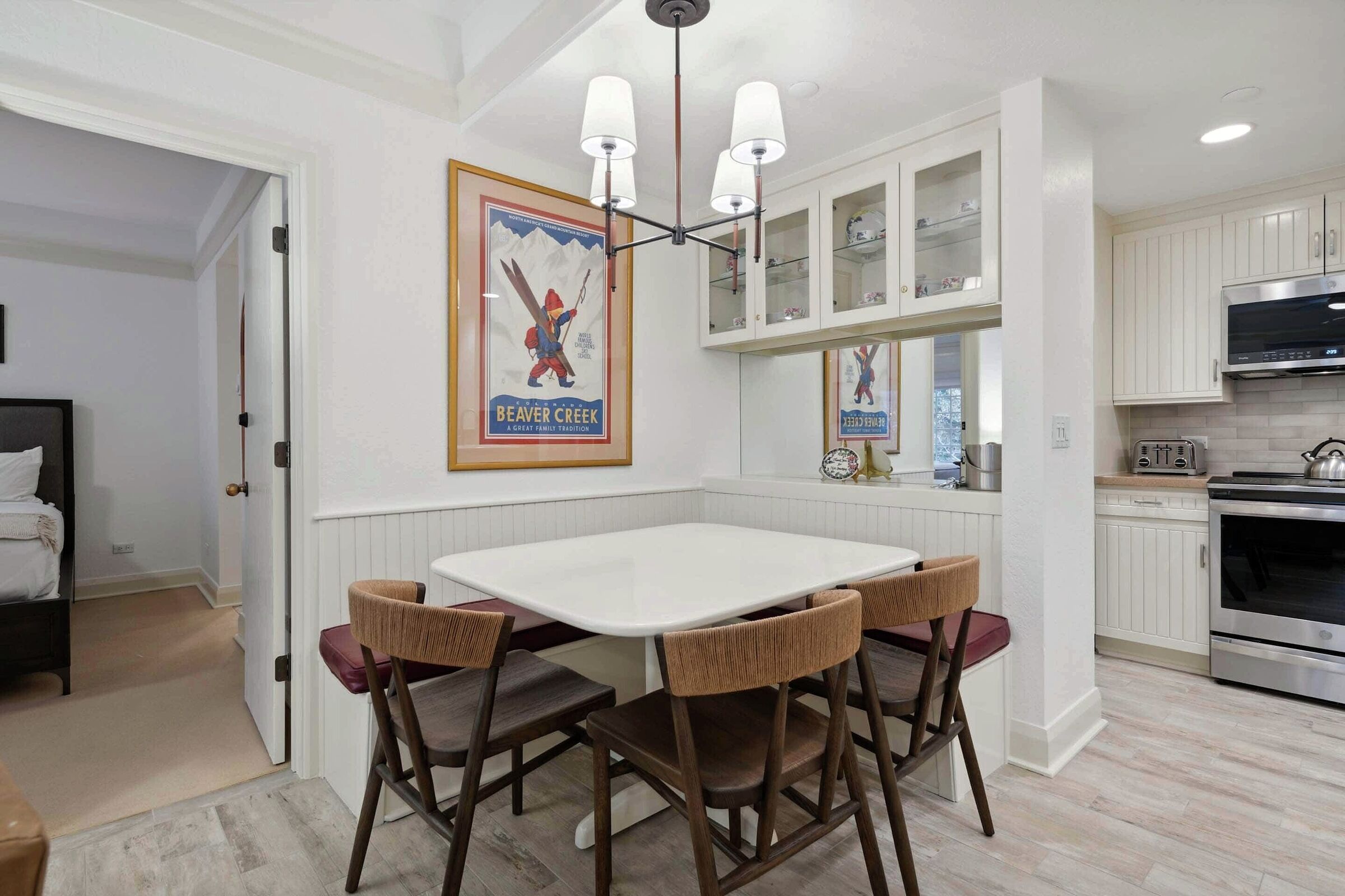 #C250 - Dining Area